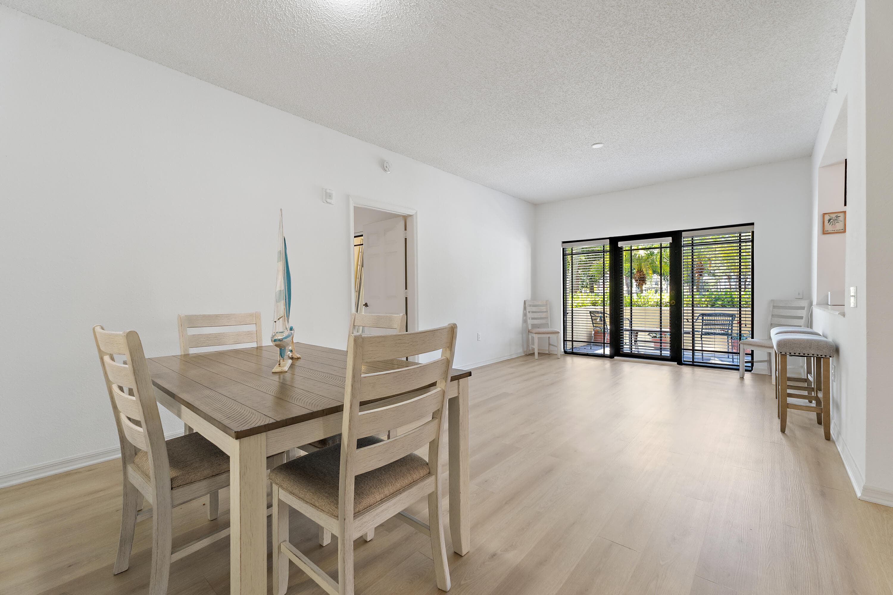 2915 Tuscany Court 102, Palm Beach Gardens, FL 33410 — photo 15 of 47