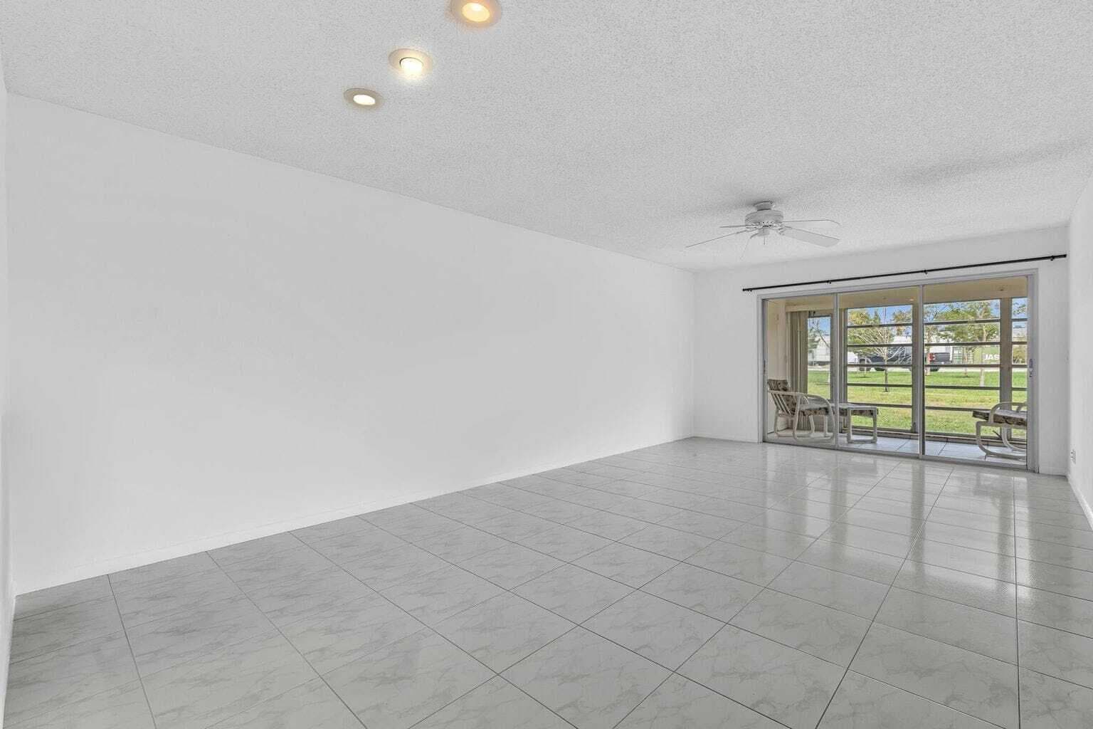 13721 Flora Place D, Delray Beach, FL 33484 — photo 29 of 43