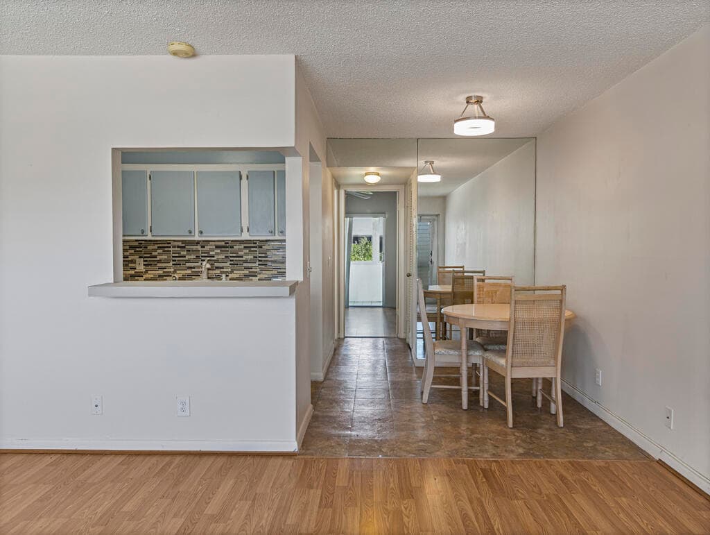 362 Northampton R 362, West Palm Beach, FL 33417 — photo 4 of 42