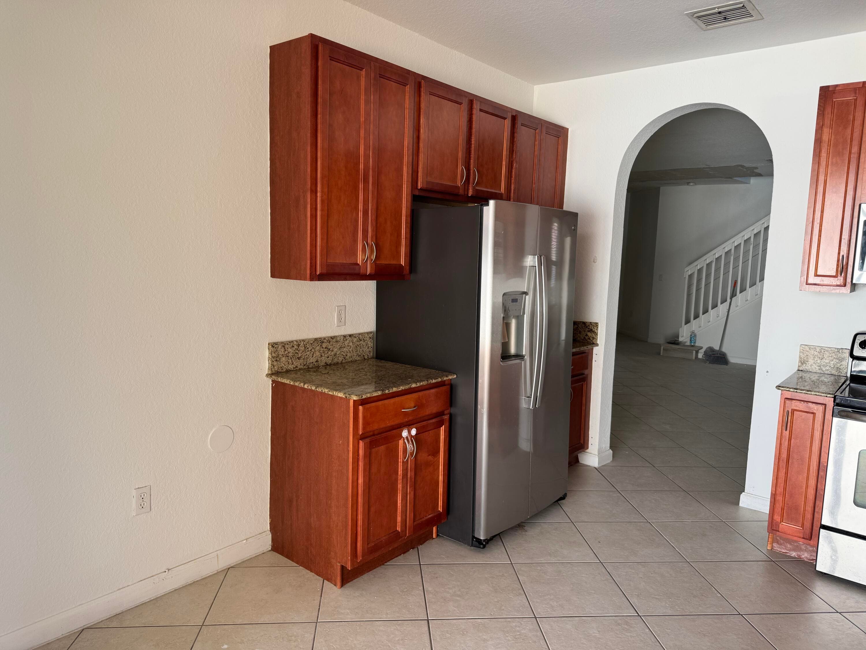 3977 NE 11th Drive, Homestead, FL 33033 — photo 4 of 11