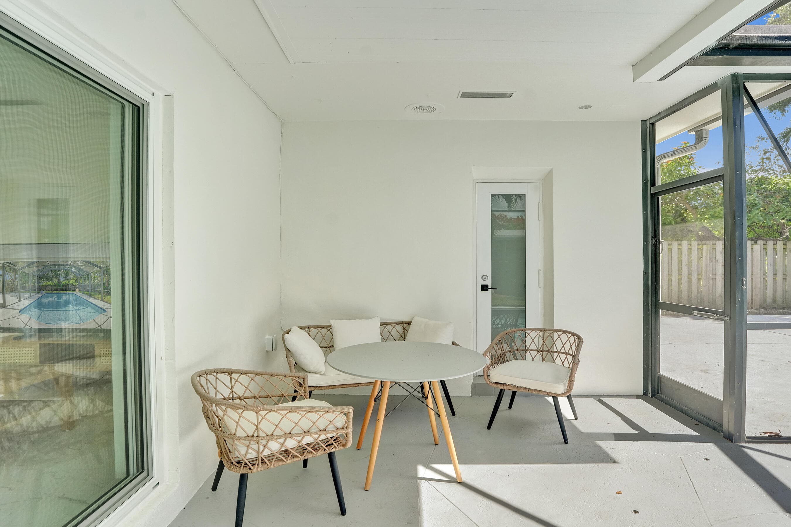 2030 N 54th Avenue, Hollywood, FL 33021 — photo 37 of 57