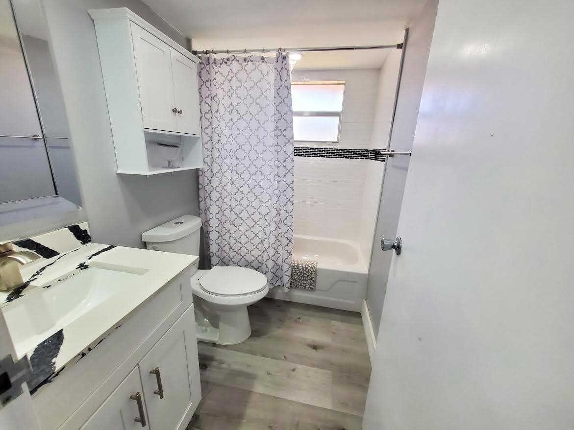 564 Saxony Drive 564, Delray Beach, FL 33446 — photo 14 of 30