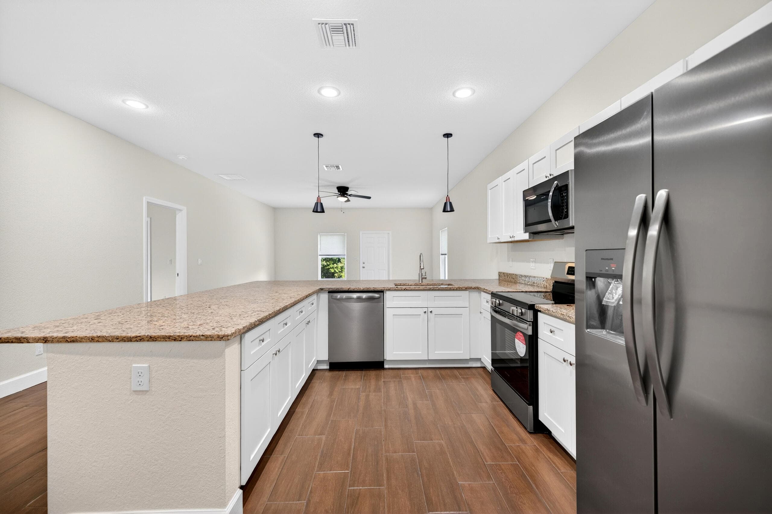 402 NW 12th Avenue, Boynton Beach, FL 33435 — photo 6 of 24