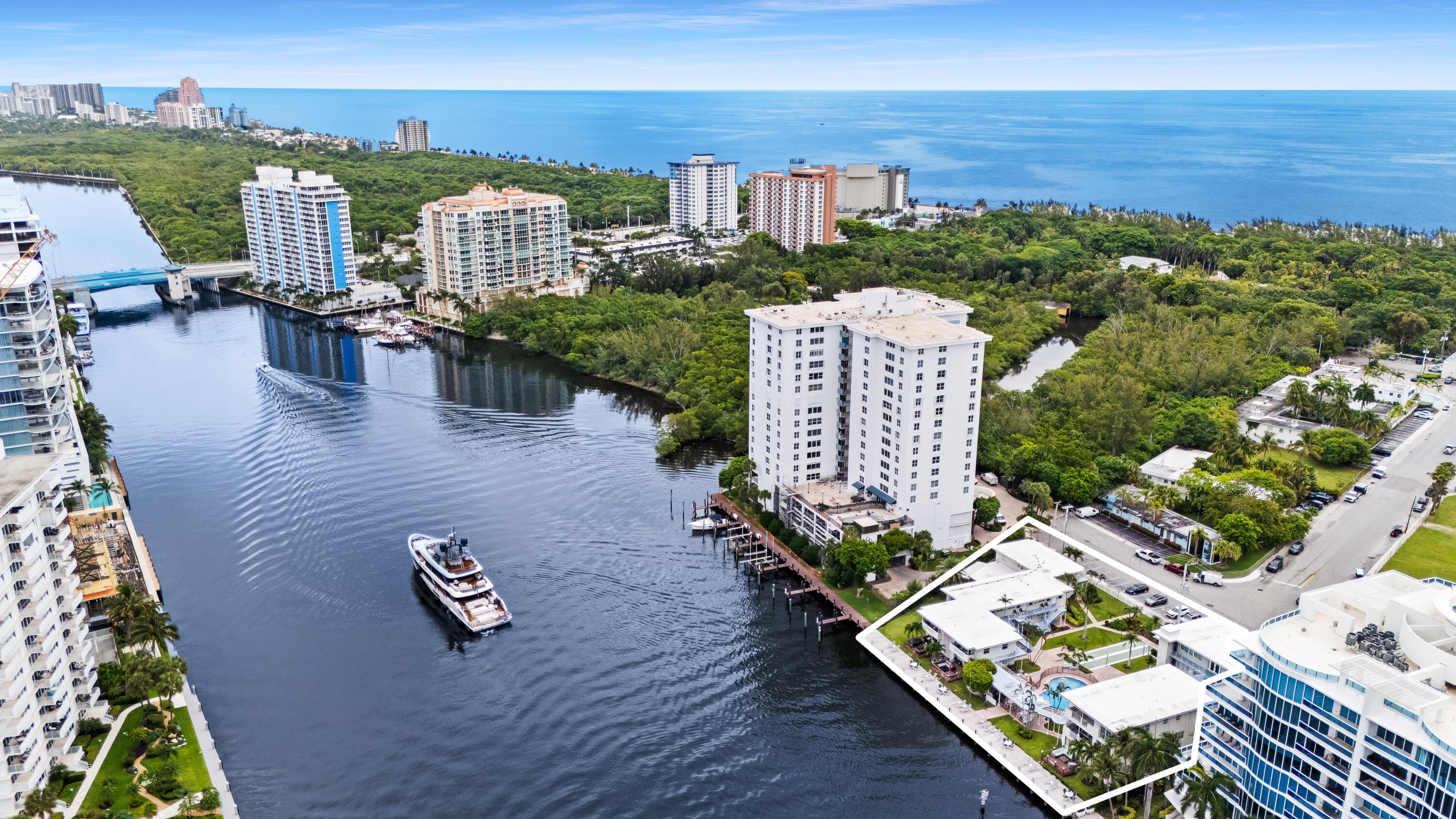 741 Bayshore Drive 16n, Fort Lauderdale, FL 33304 — photo 2 of 29