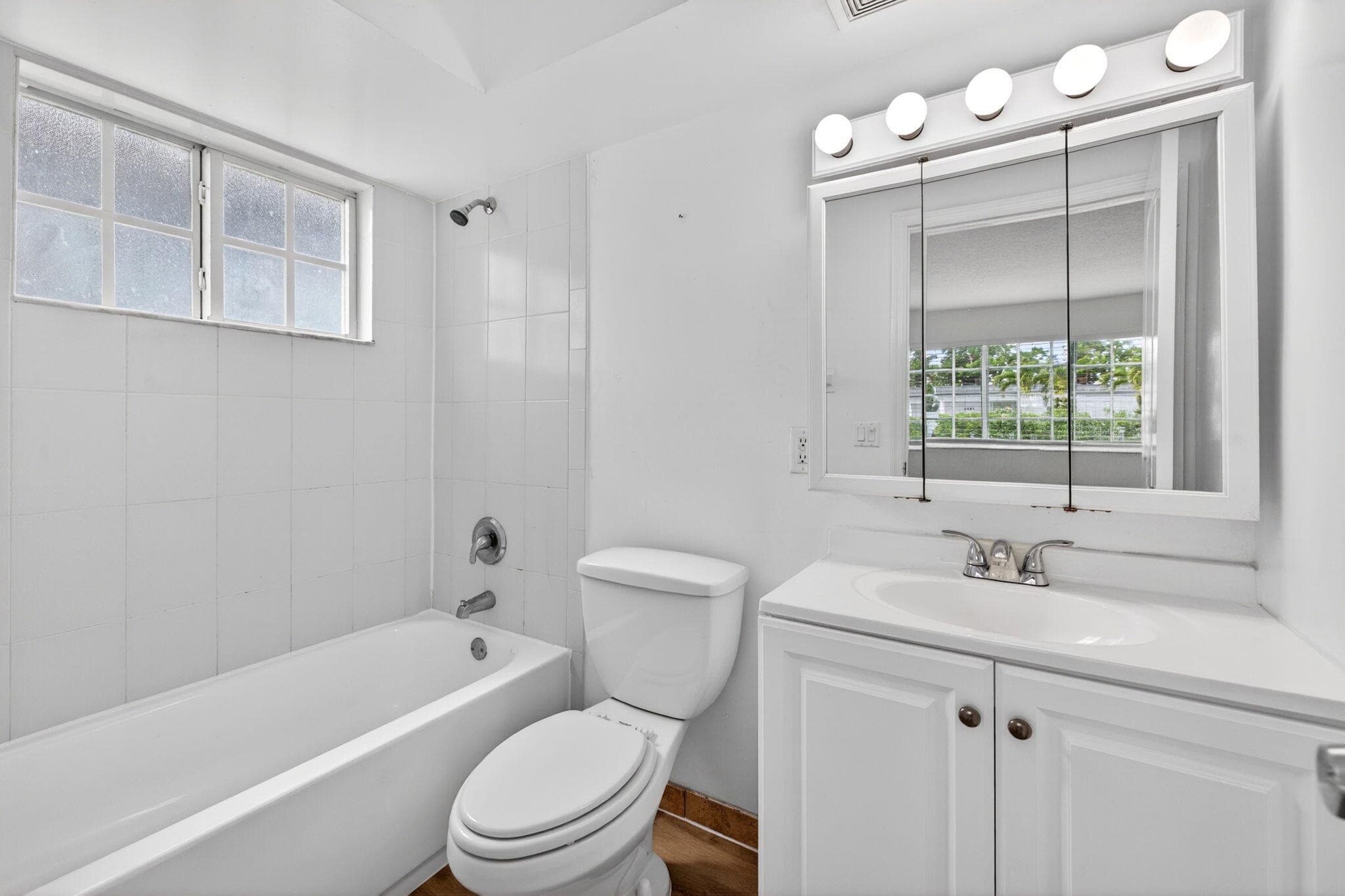 1671 NE 33rd Street 1, Pompano Beach, FL 33064 — photo 3 of 20