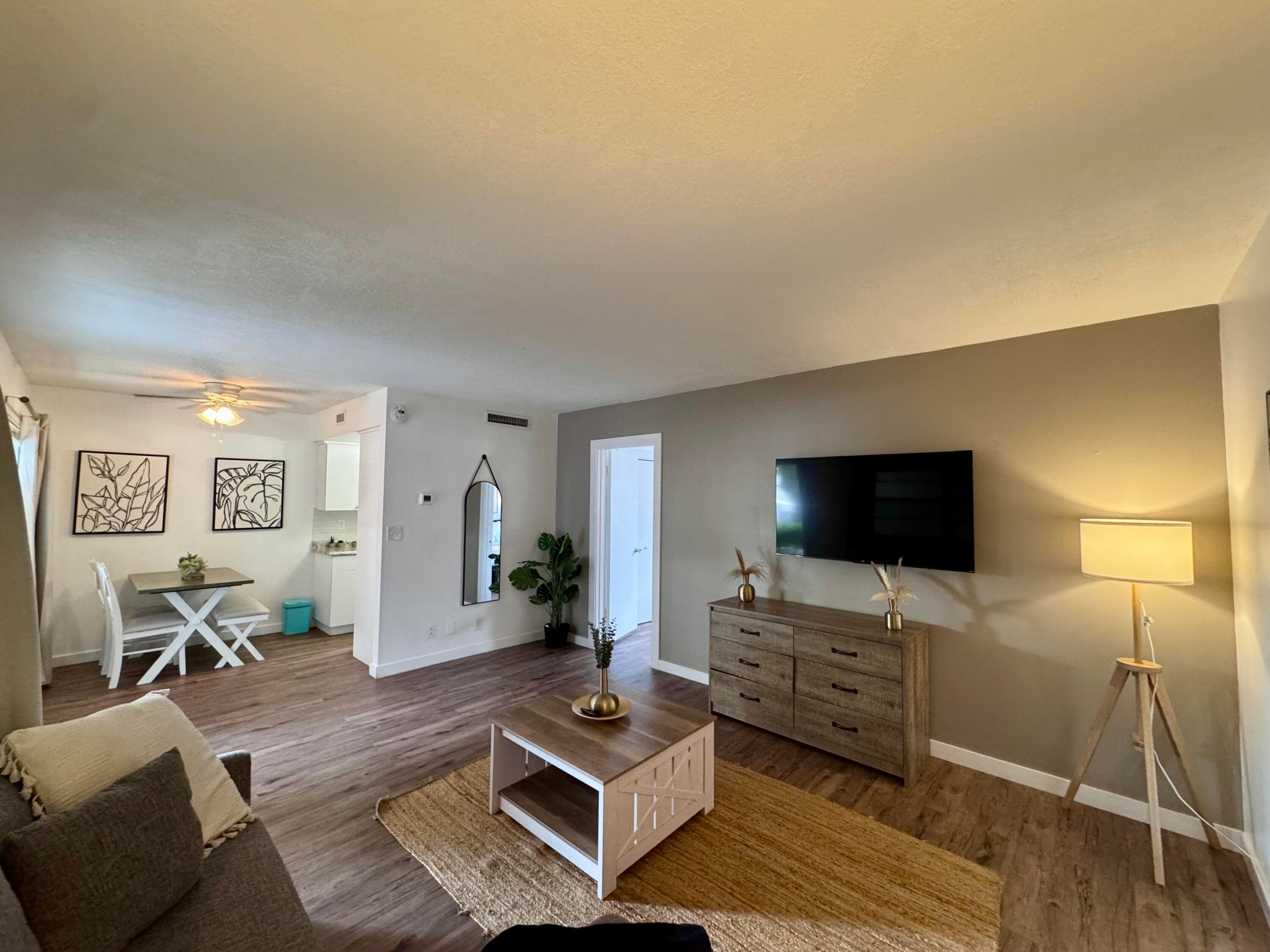 202 Lucerne Avenue Unit 12, Lake Worth Beach, FL 33460 — photo 28 of 44