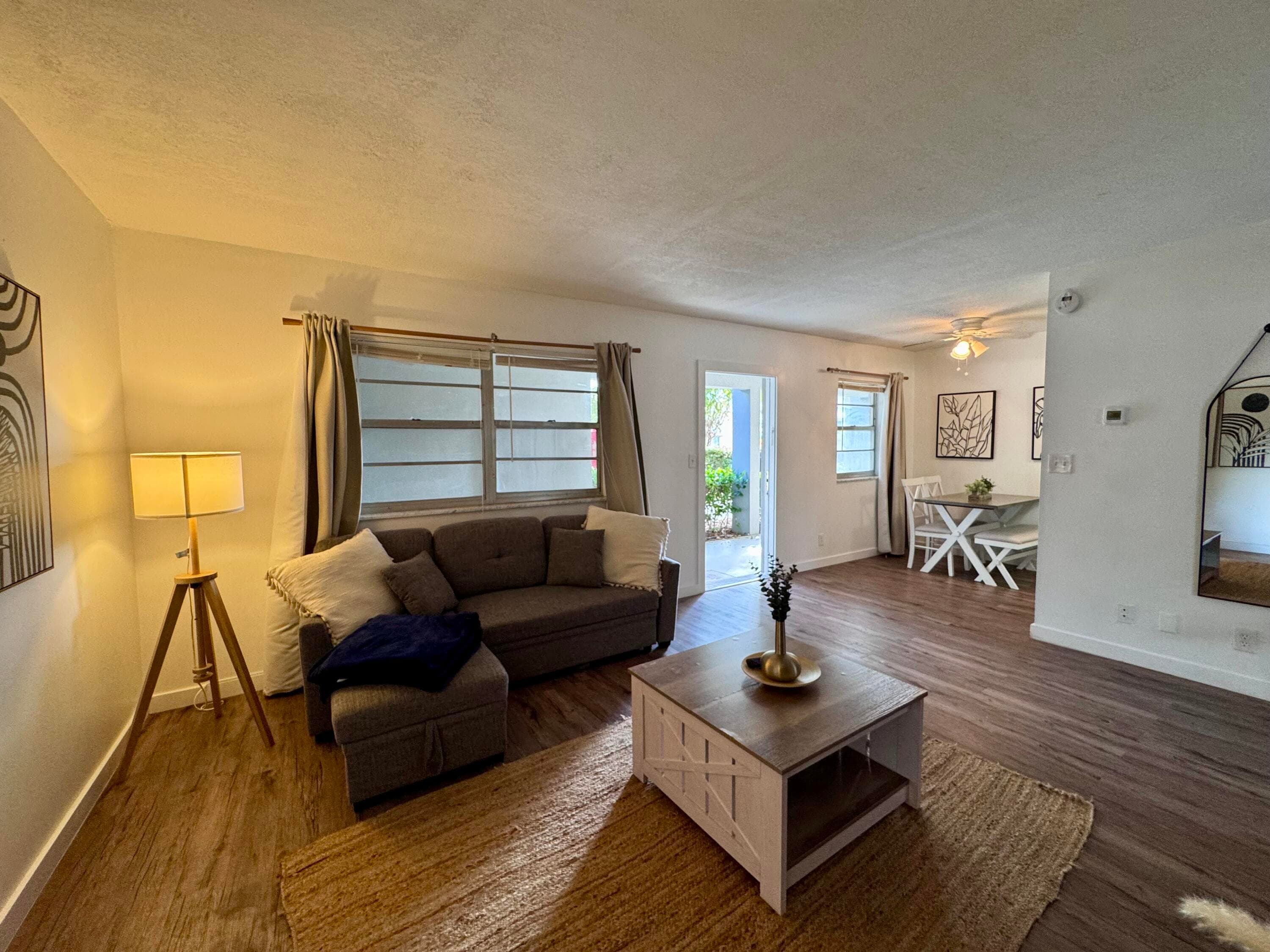 202 Lucerne Avenue Unit 12, Lake Worth Beach, FL 33460 — photo 29 of 44