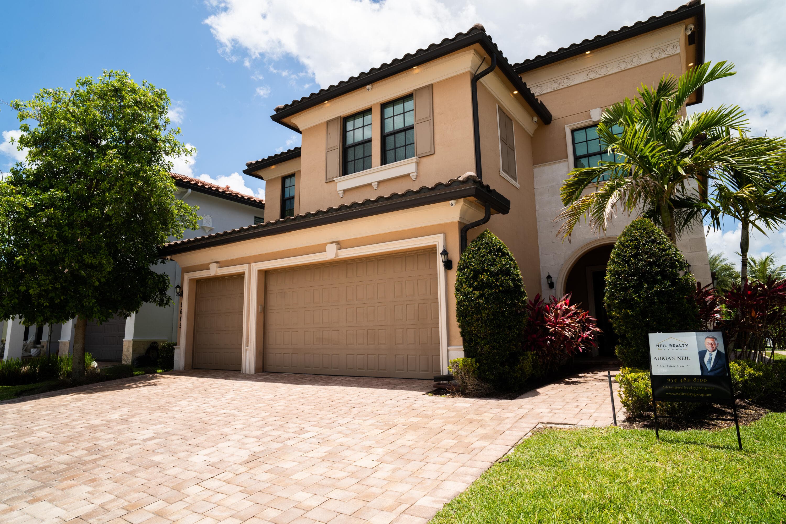 8665 E Baypoint Circle, Parkland, FL 33076 — photo