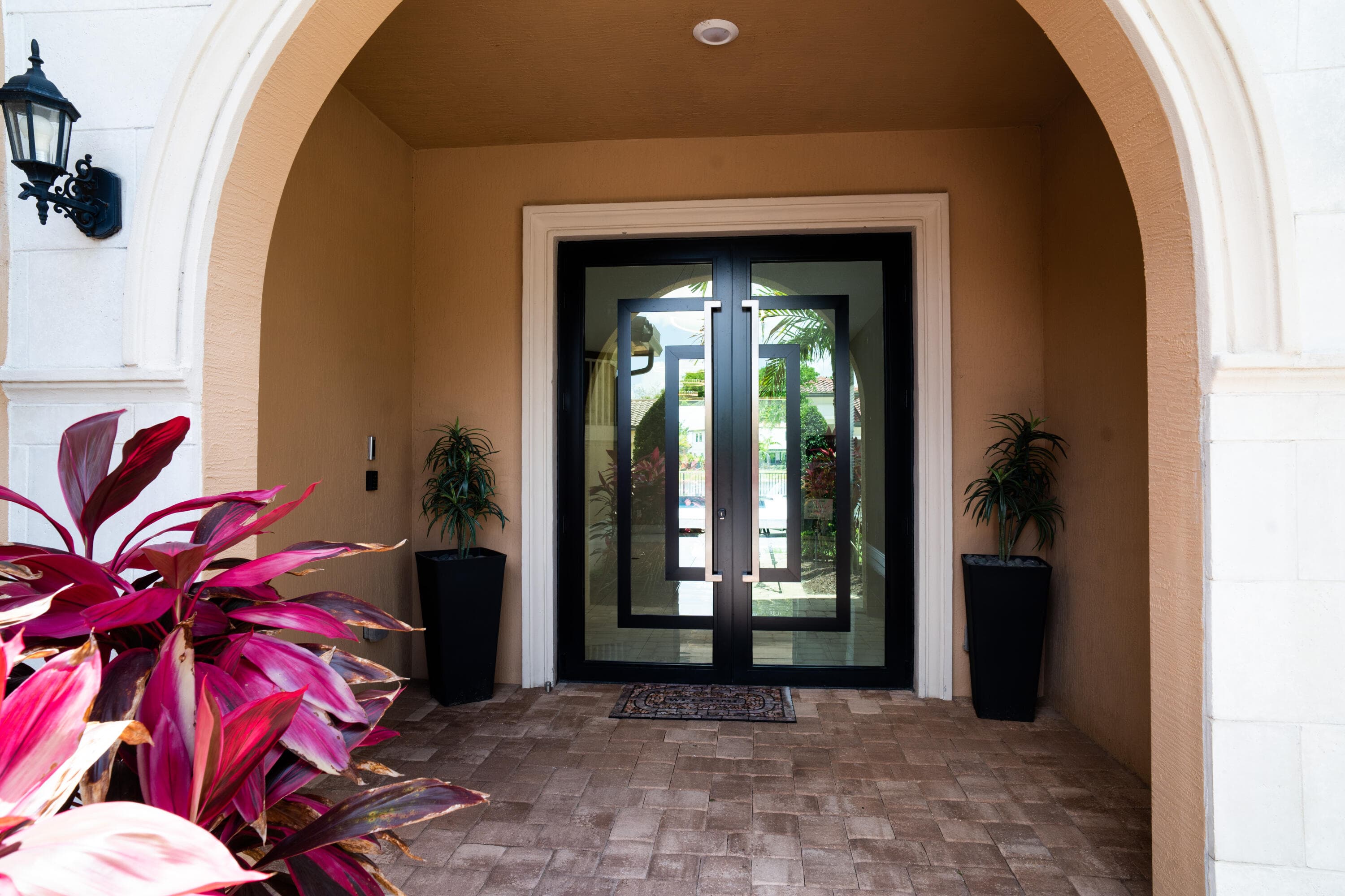8665 E Baypoint Circle, Parkland, FL 33076 — photo 3 of 20