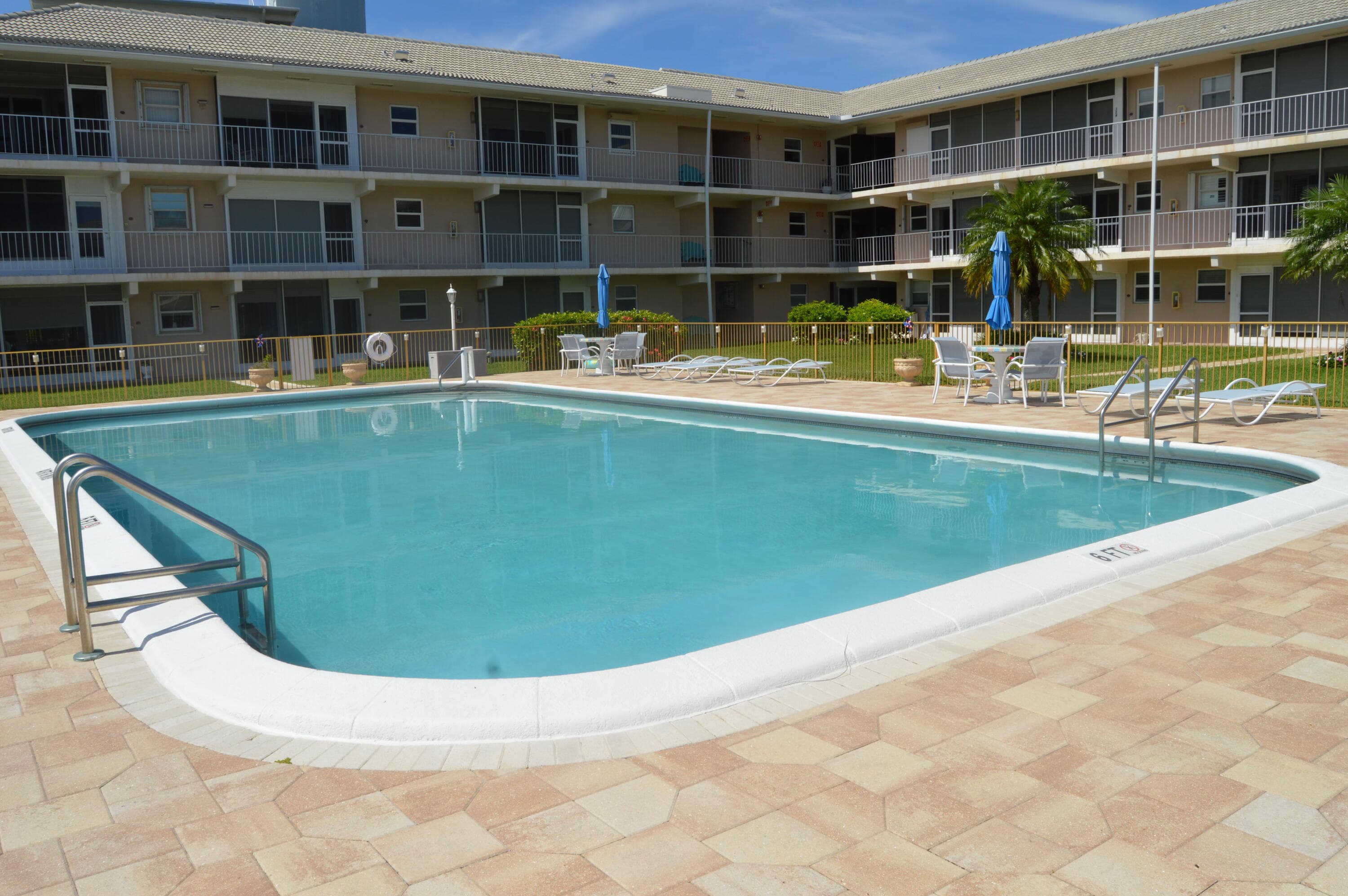 745 SE 19th Avenue 114, Deerfield Beach, FL 33441 — photo 27 of 41