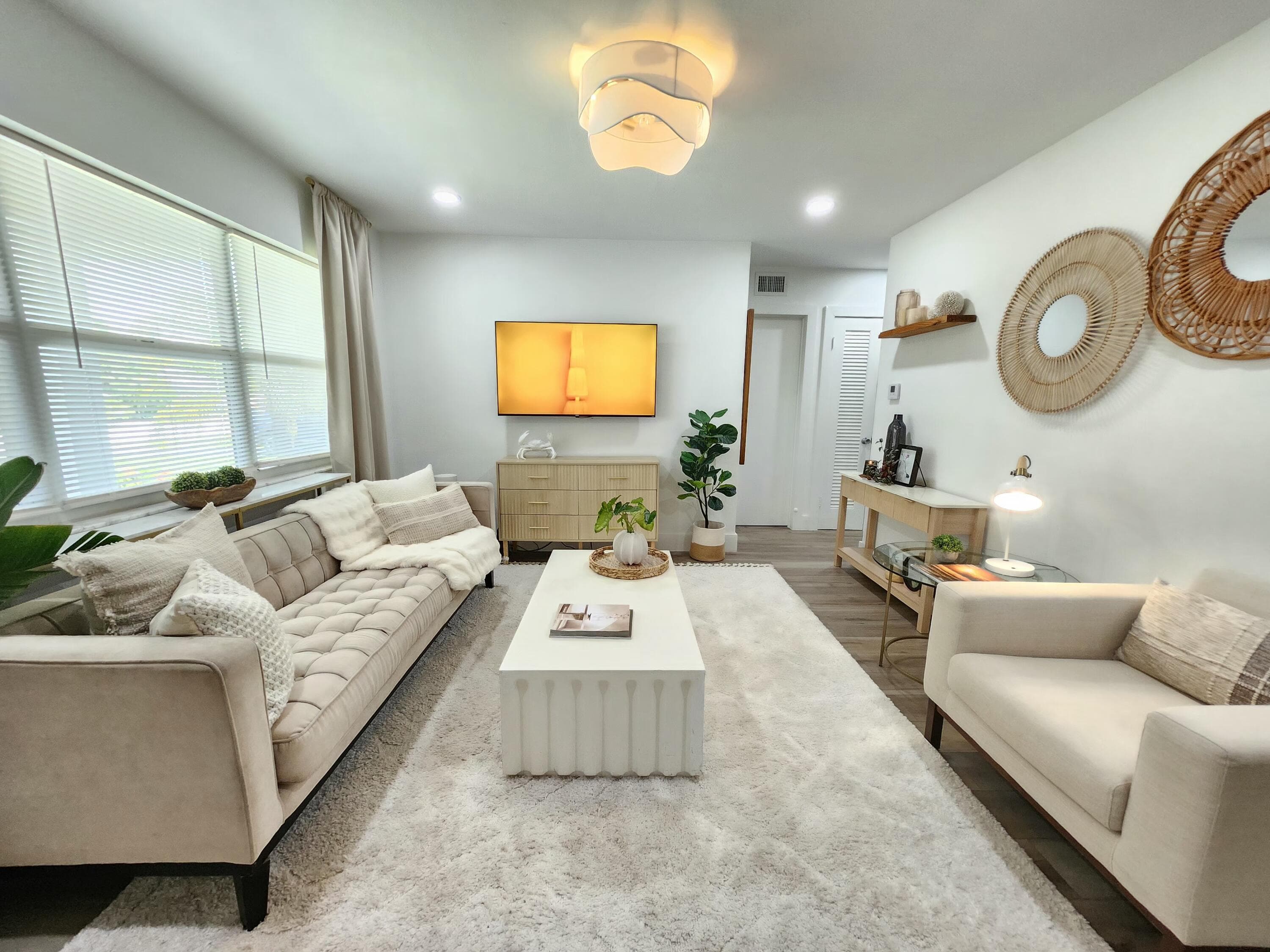 246 NE 14th Street, Delray Beach, FL 33444 — photo 13 of 60