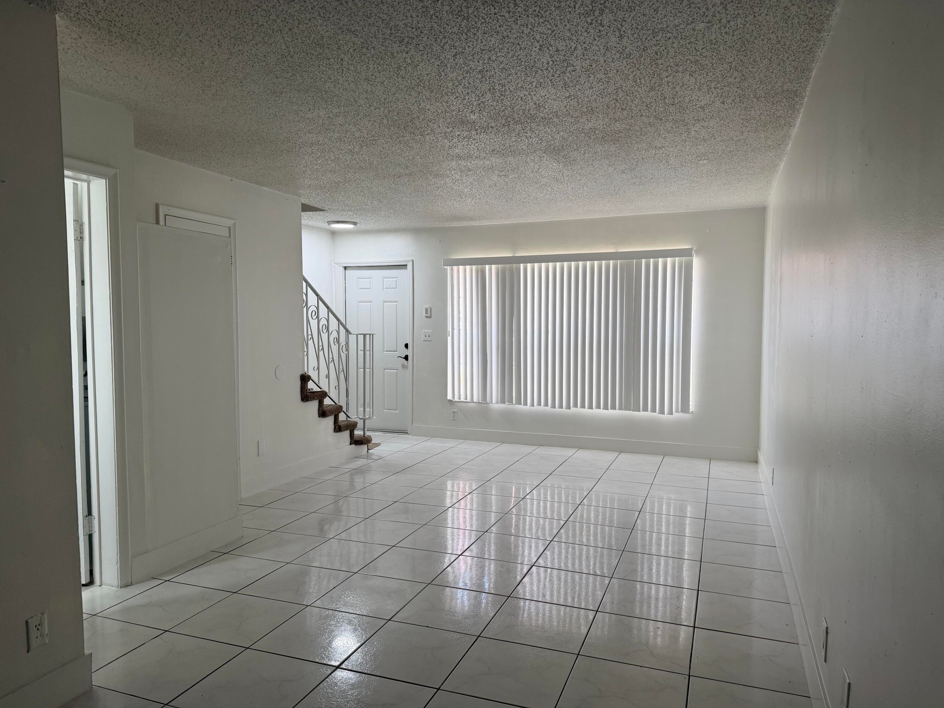 2552 NW 52nd Avenue B19, Lauderhill, FL 33313 — photo 6 of 12