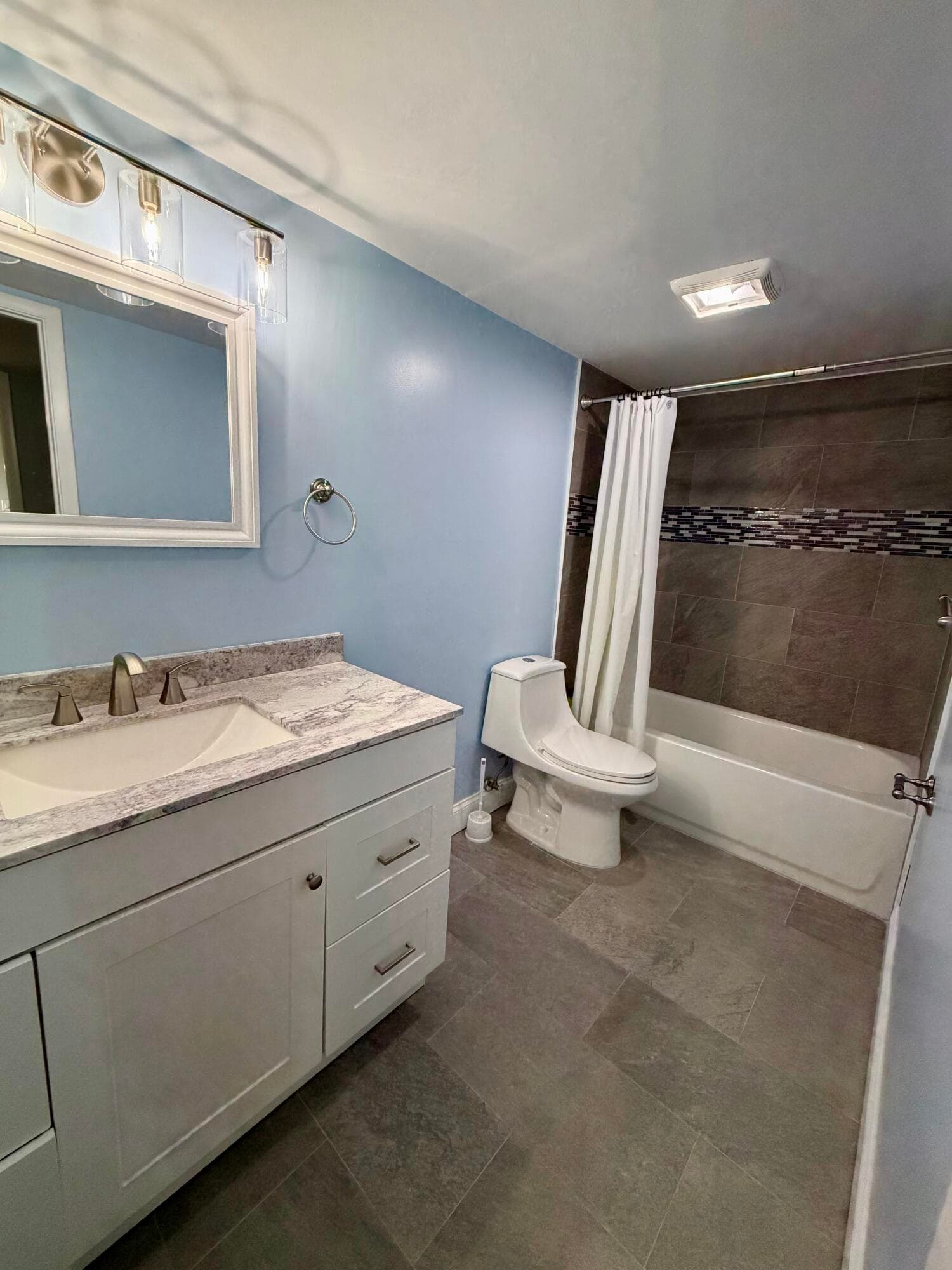1611 16th Way, West Palm Beach, FL 33407 — photo 25 of 43