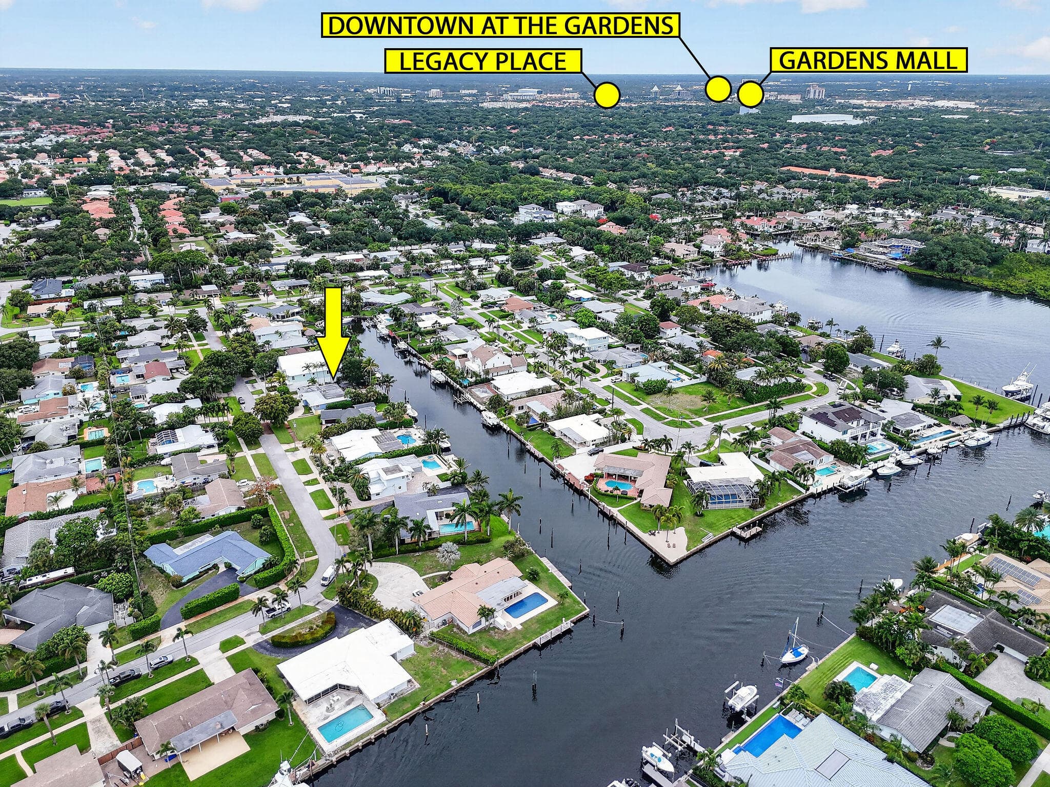 717 Robin Way, North Palm Beach, FL 33408 — photo 4 of 18