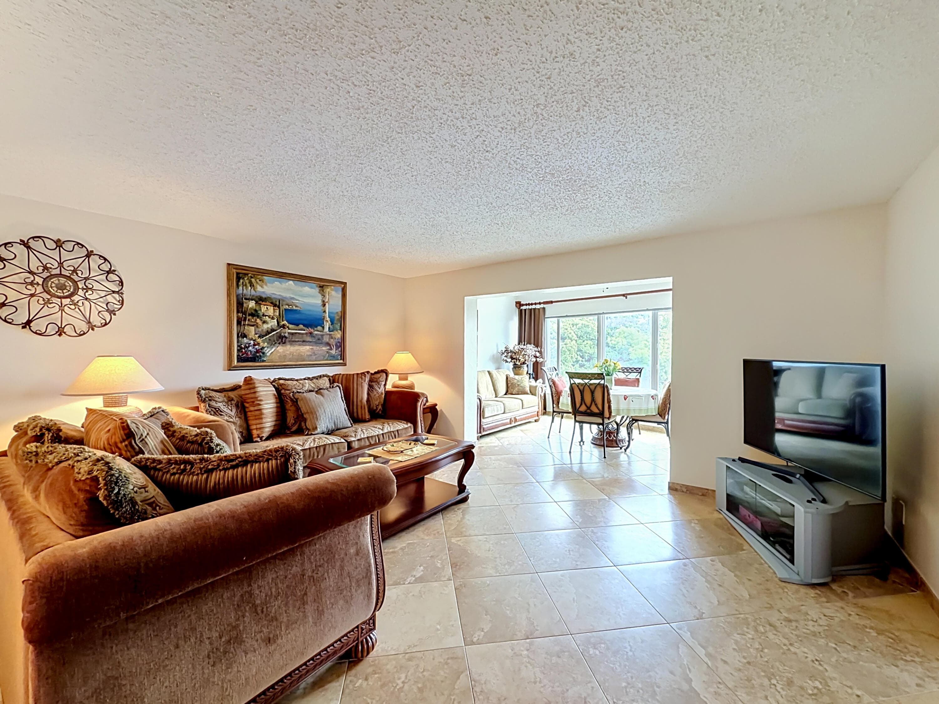 4270 NW 40th Street 401, Lauderdale Lakes, FL 33319 — photo 26 of 60
