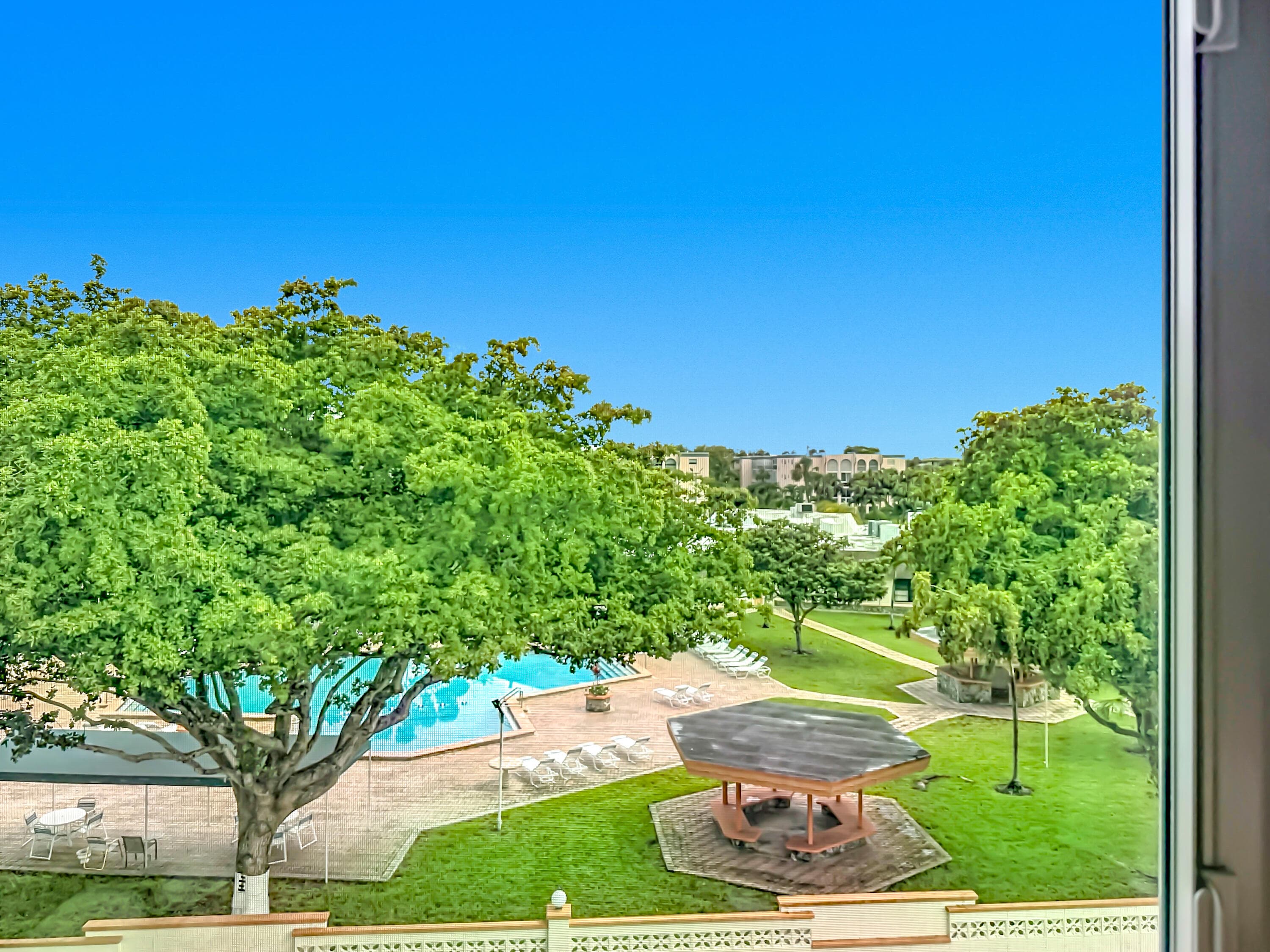 4270 NW 40th Street 401, Lauderdale Lakes, FL 33319 — photo 37 of 60