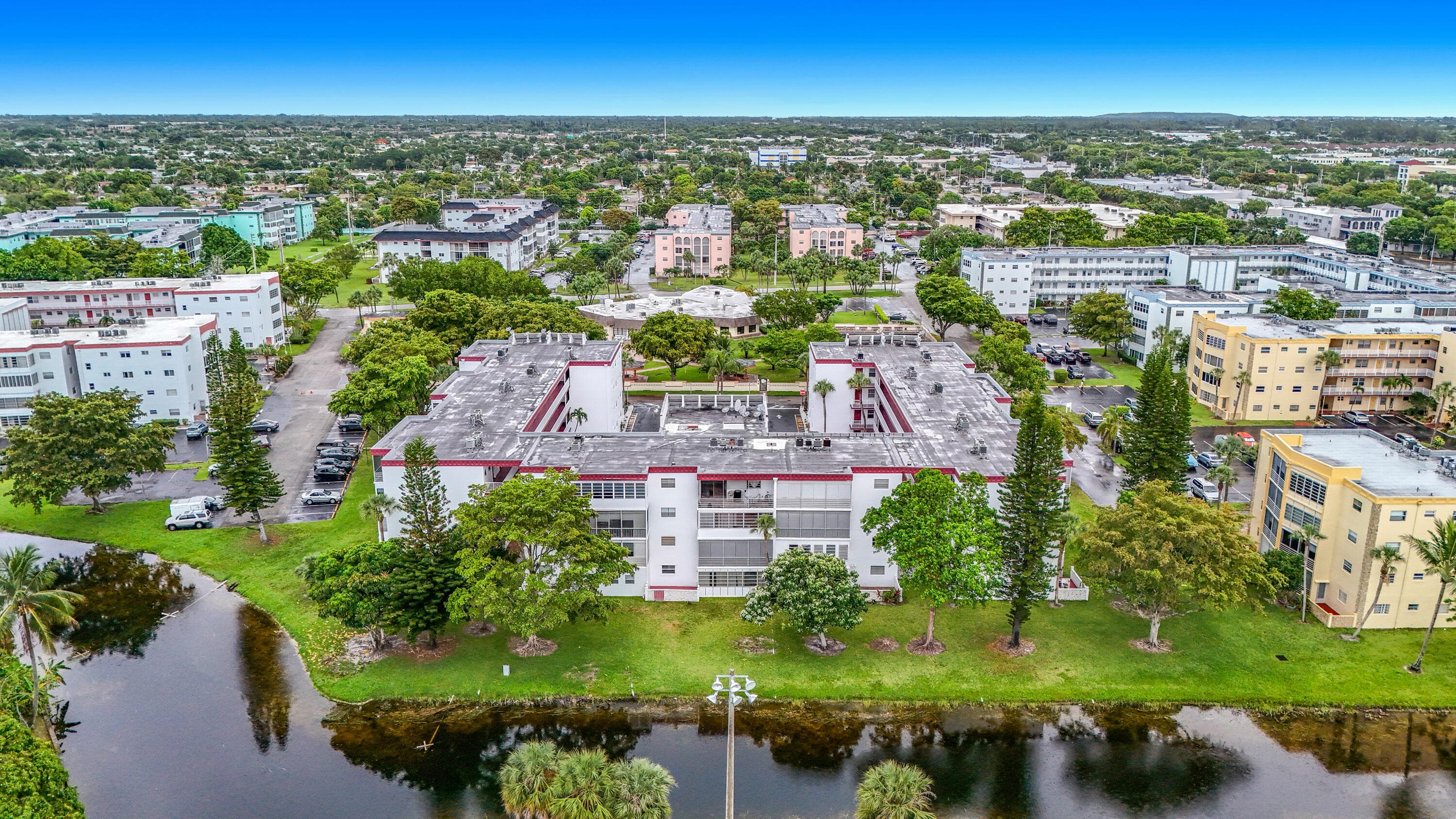 4270 NW 40th Street 401, Lauderdale Lakes, FL 33319 — photo 54 of 60