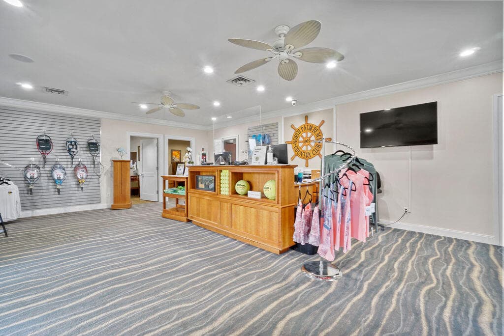 717 Robin Way, North Palm Beach, FL 33408 — photo 17 of 18
