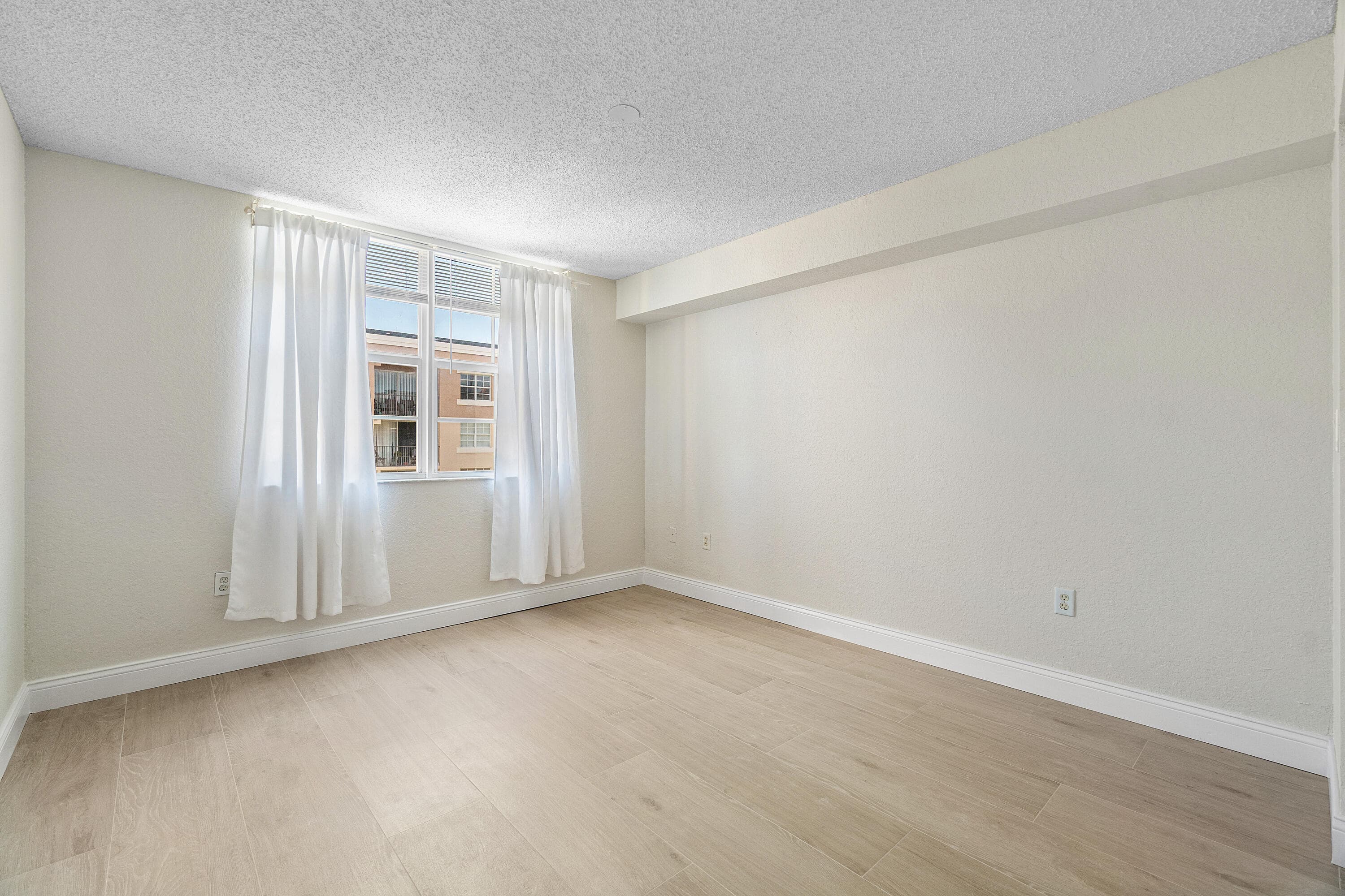 1801 N Flagler Drive 835, West Palm Beach, FL 33407 — photo 21 of 34
