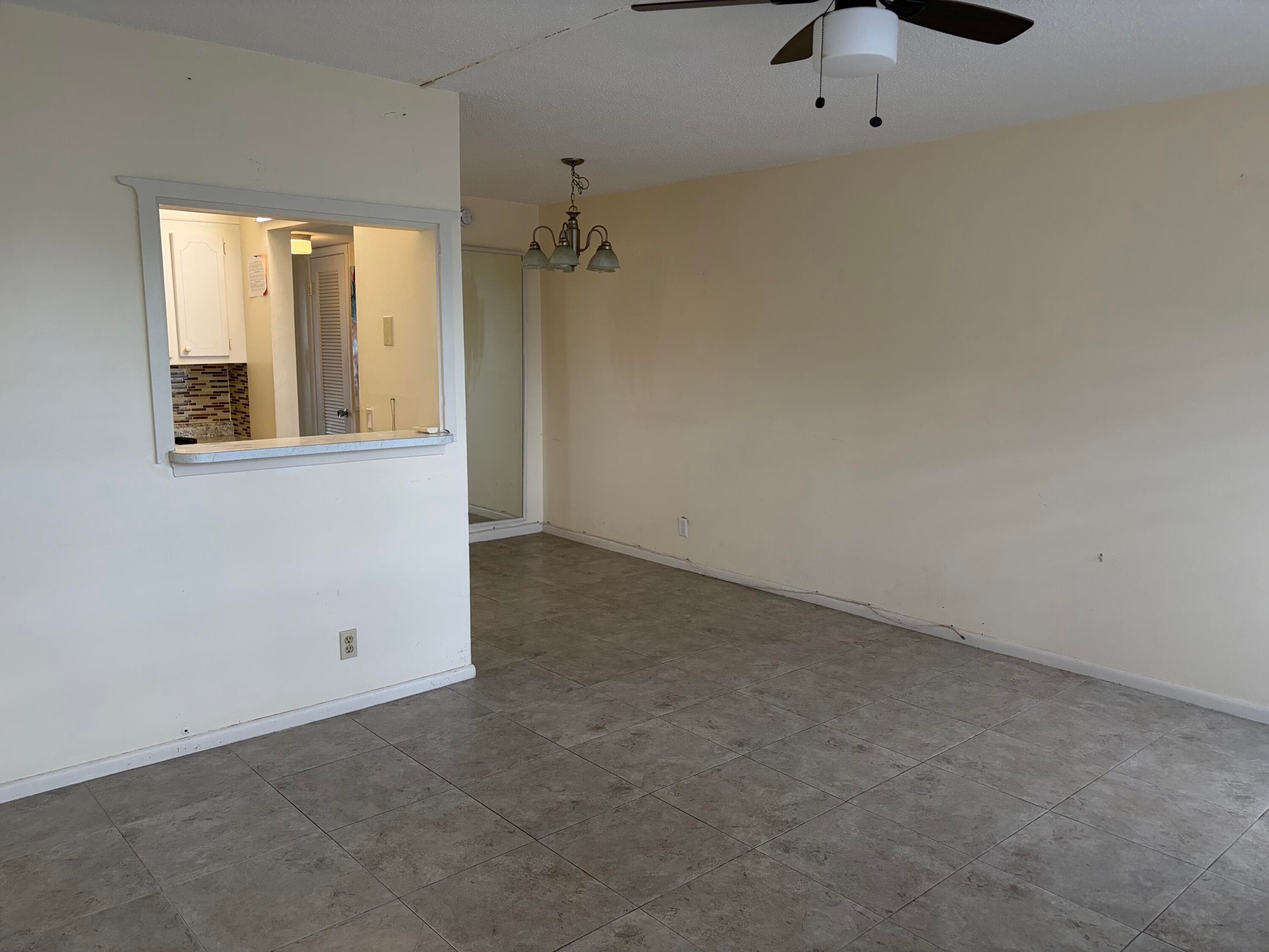 220 Berkshire K 220, West Palm Beach, FL 33417 — photo 2 of 9
