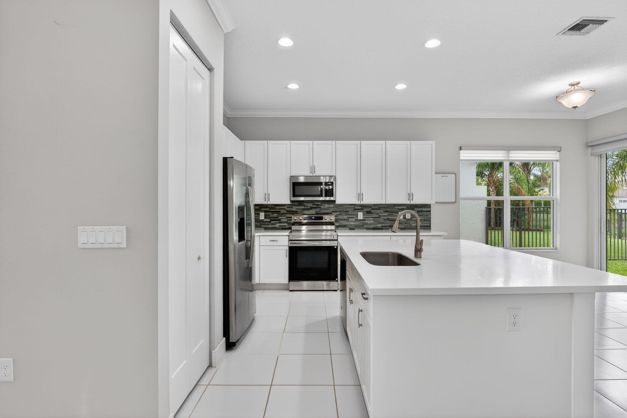 15251 Waterleaf Lane, Delray Beach, FL 33446 — photo 9 of 61