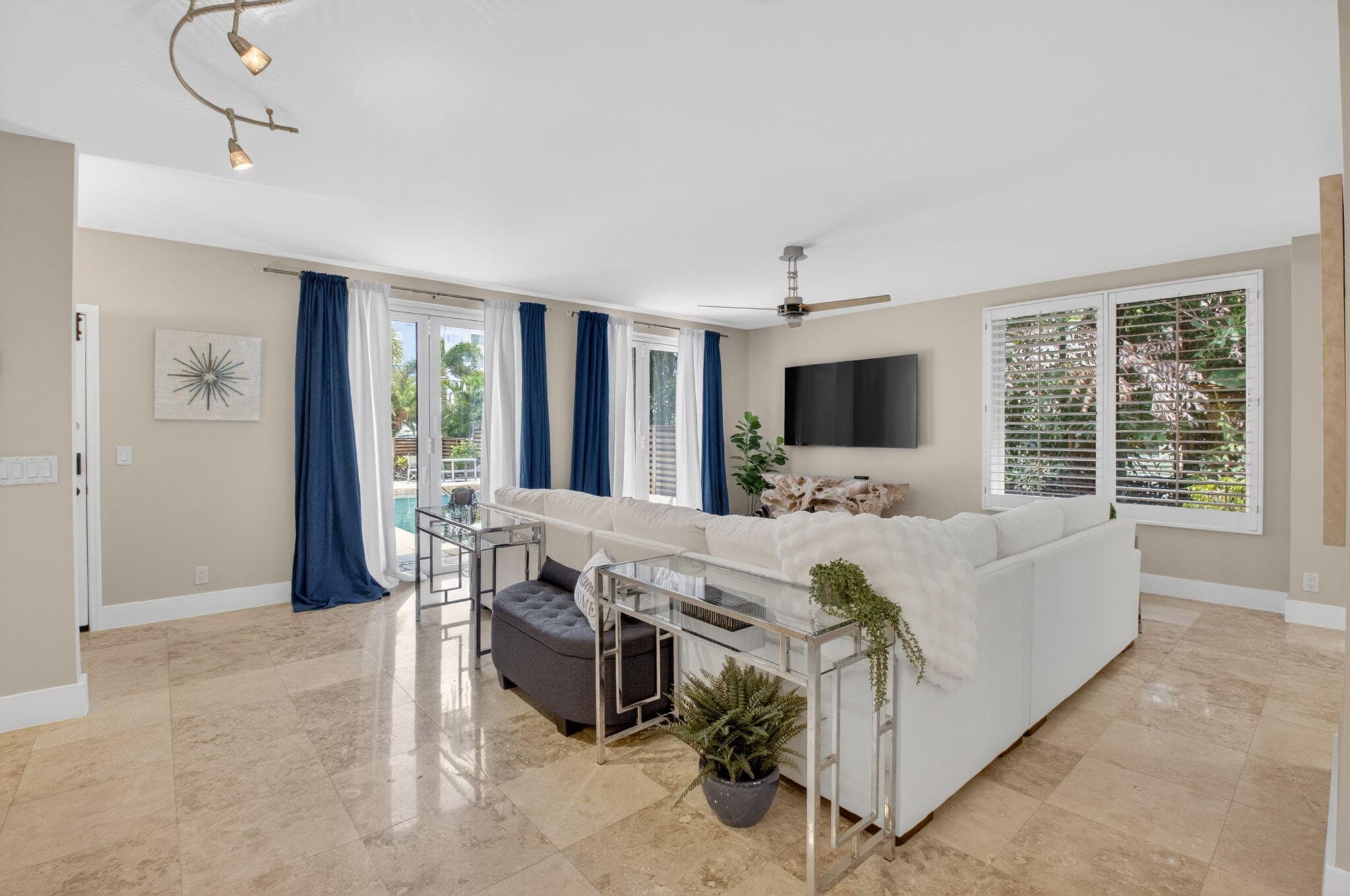 122 Andrews Avenue B, Delray Beach, FL 33483 — photo 8 of 45