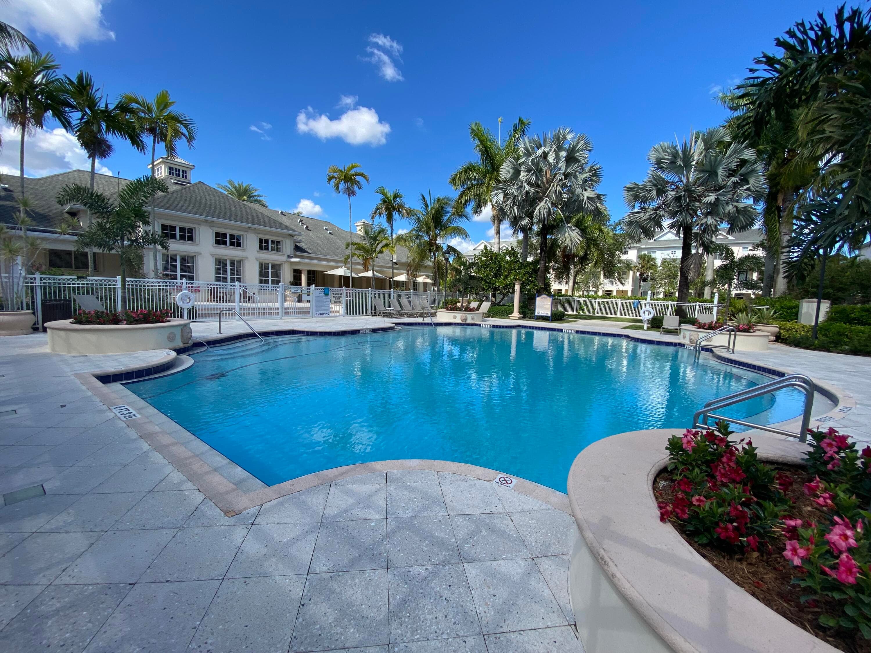 275 Murcia Drive 202, Jupiter, FL 33458 — photo 18 of 57