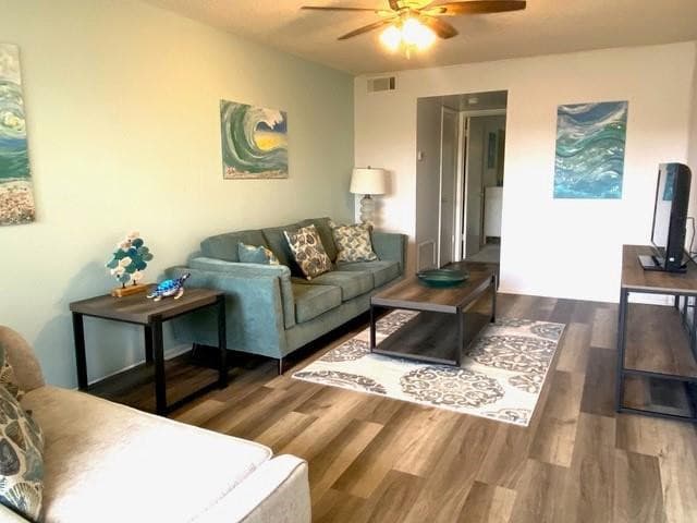 53 Woodland Drive 105, Vero Beach, FL 32962 — photo 3 of 19