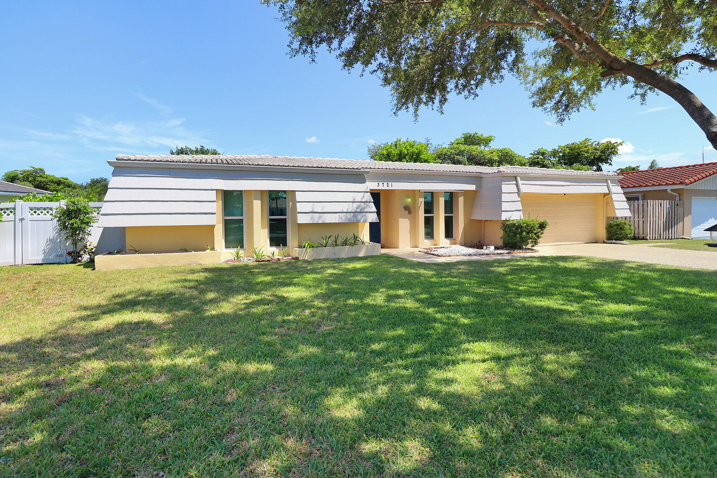 3721 NW 108th Drive, Coral Springs, FL 33065 — photo 40 of 40