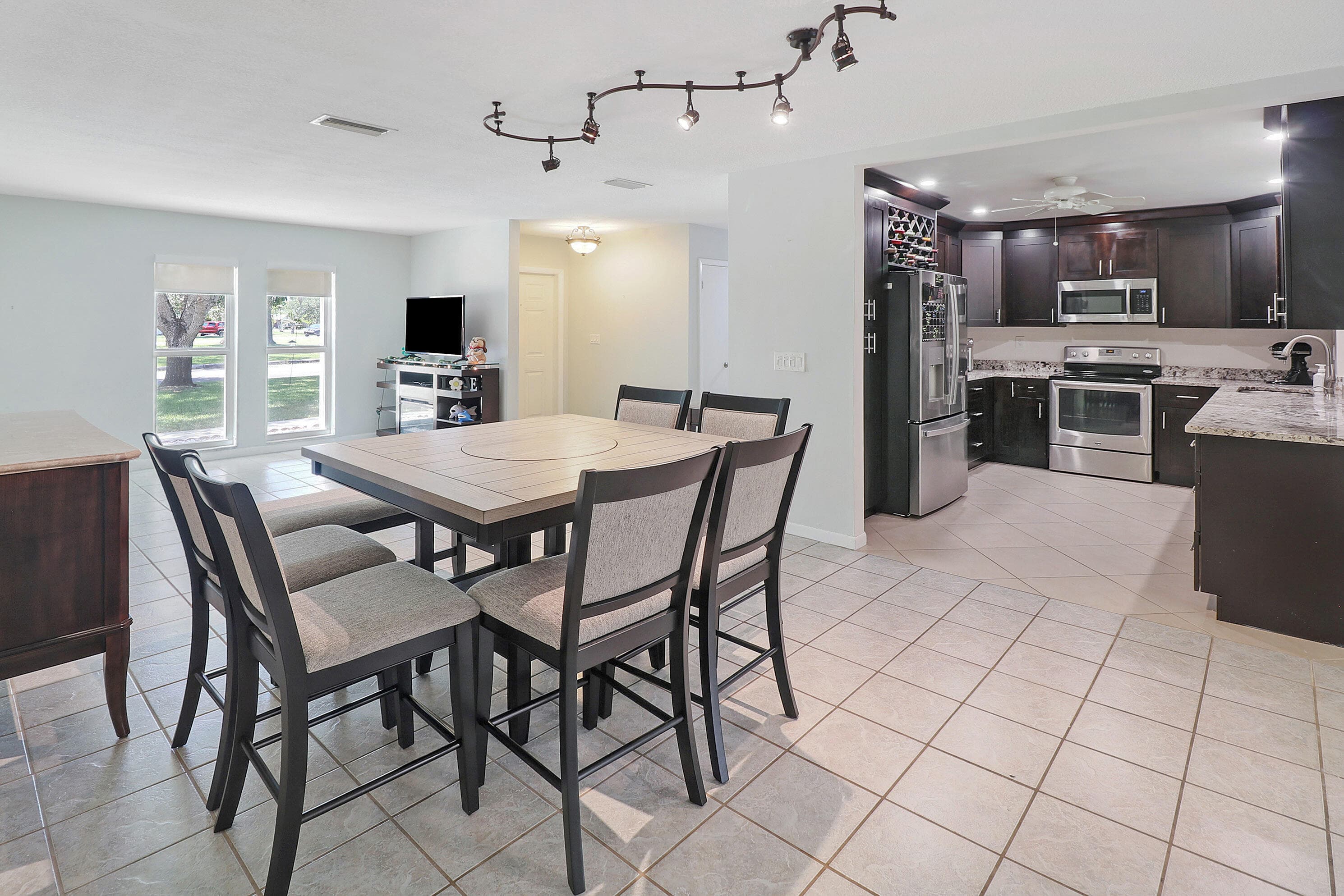 3721 NW 108th Drive, Coral Springs, FL 33065 — photo 7 of 40