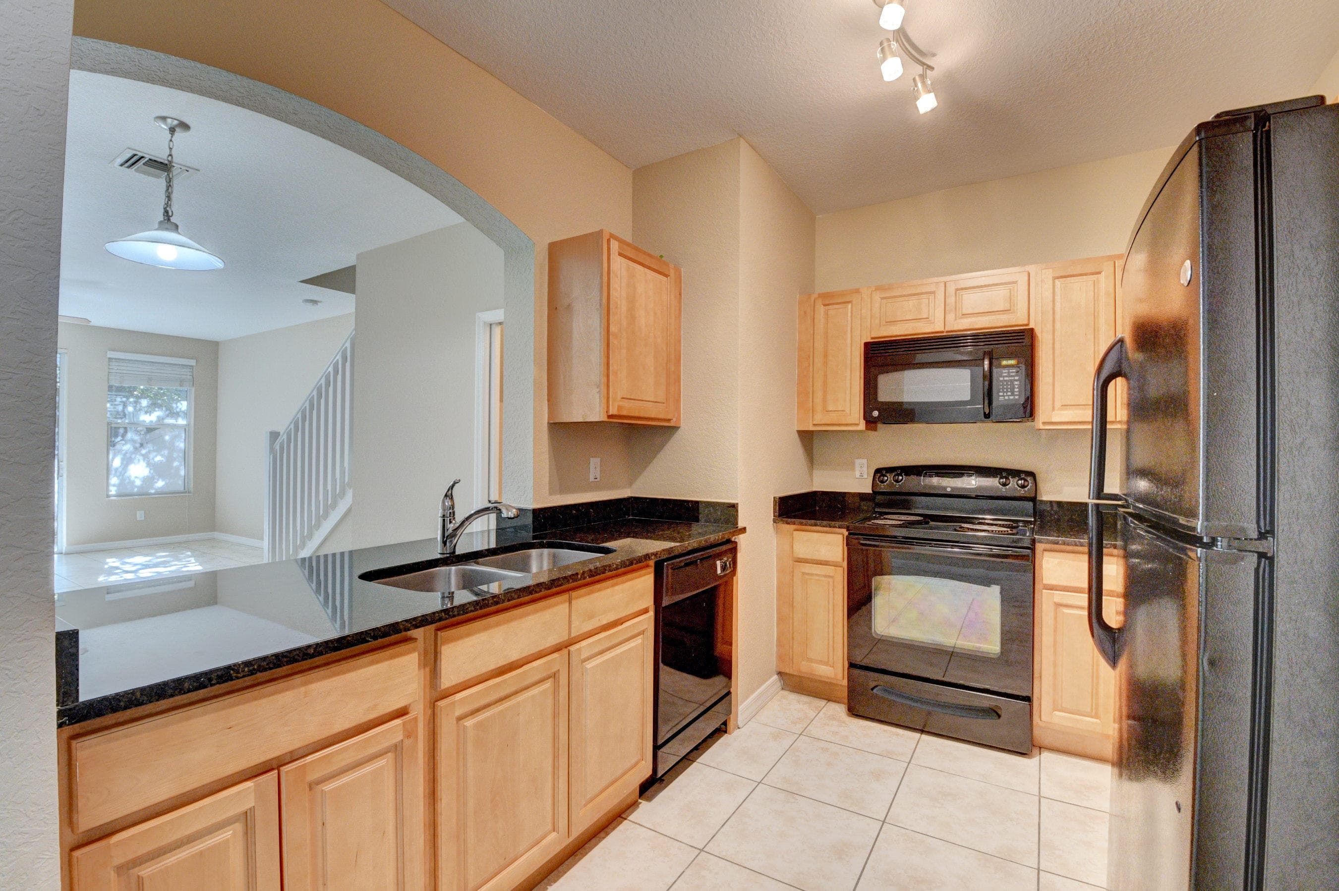 100 Hemingway Court, Palm Springs, FL 33461 — photo 4 of 17