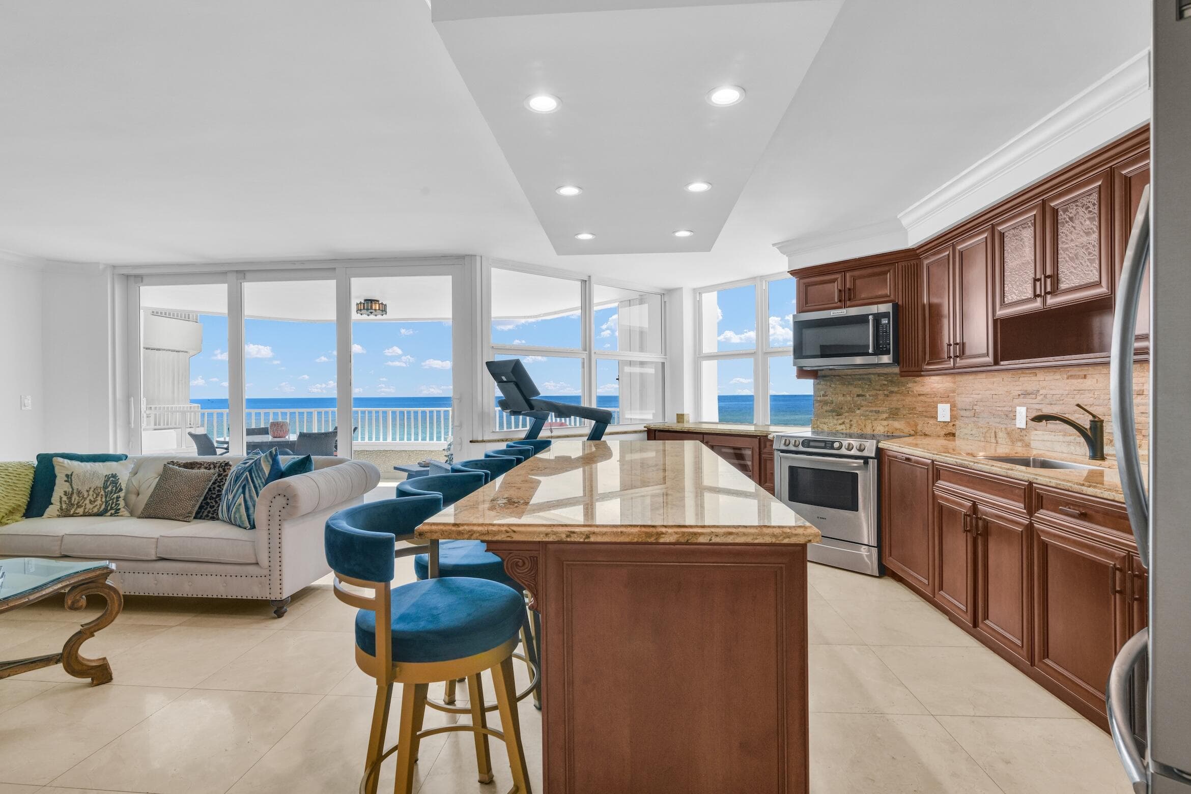 1340 S Ocean Boulevard 606, Pompano Beach, FL 33062 — photo 4 of 57