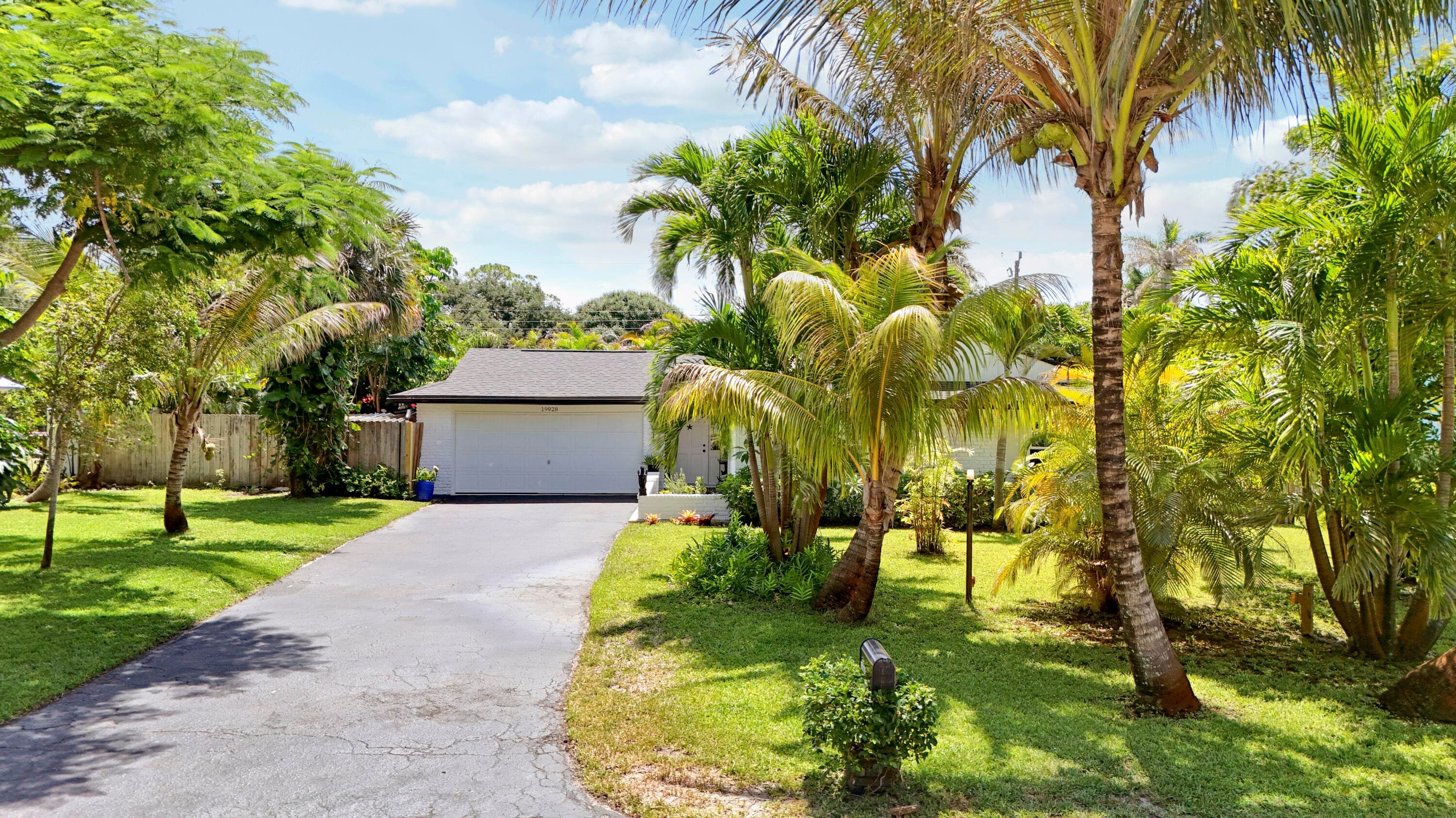 19928 Jasmine Drive, Jupiter, FL 33469 — photo 38 of 49