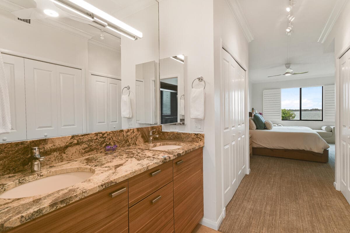 2570 NW Seagrass Drive 3a, Palm City, FL 34990 — photo 33 of 87