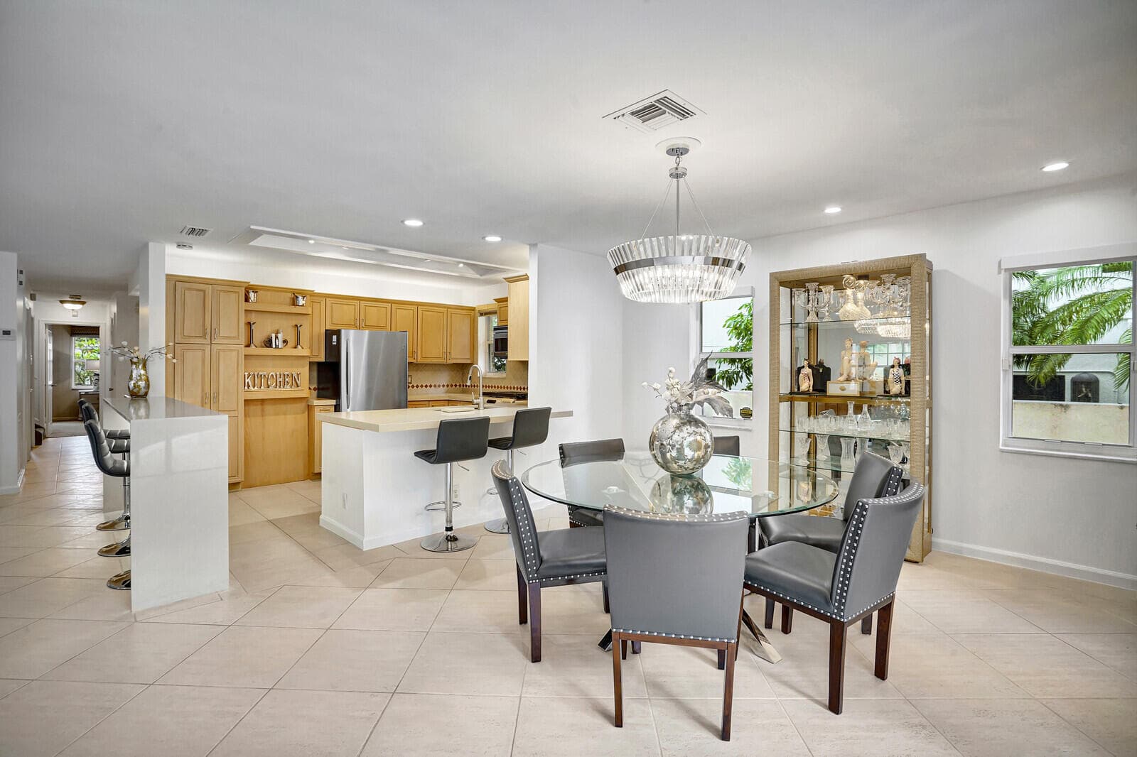 290 E Fern Drive, Boca Raton, FL 33432 — photo 14 of 51