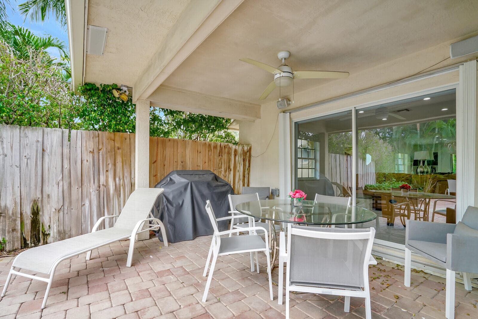 290 E Fern Drive, Boca Raton, FL 33432 — photo 42 of 51