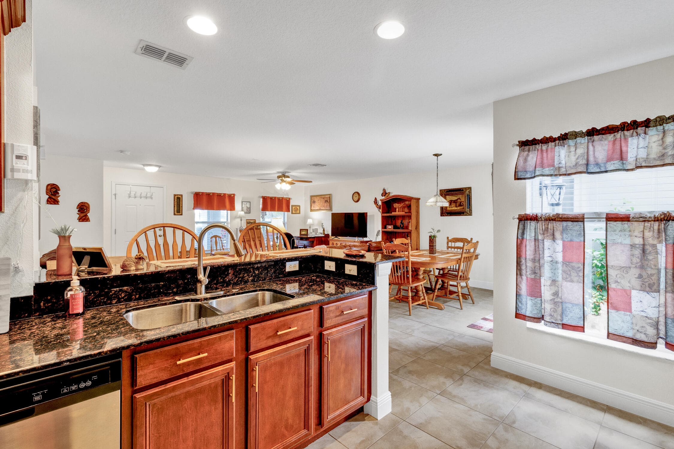 1660 Pointe W Way, Vero Beach, FL 32966 — photo 12 of 38