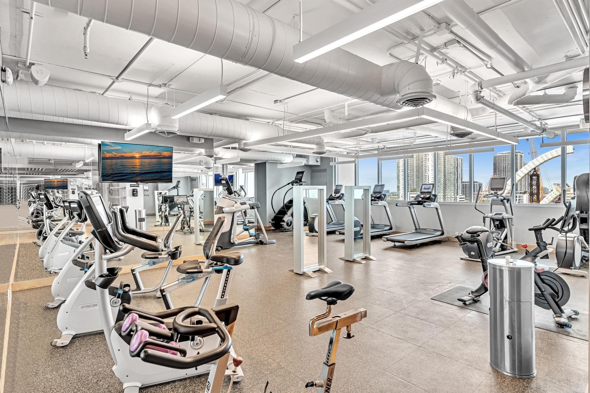 900 Biscayne Boulevard 4703, Miami, FL 33132 — photo 48 of 59