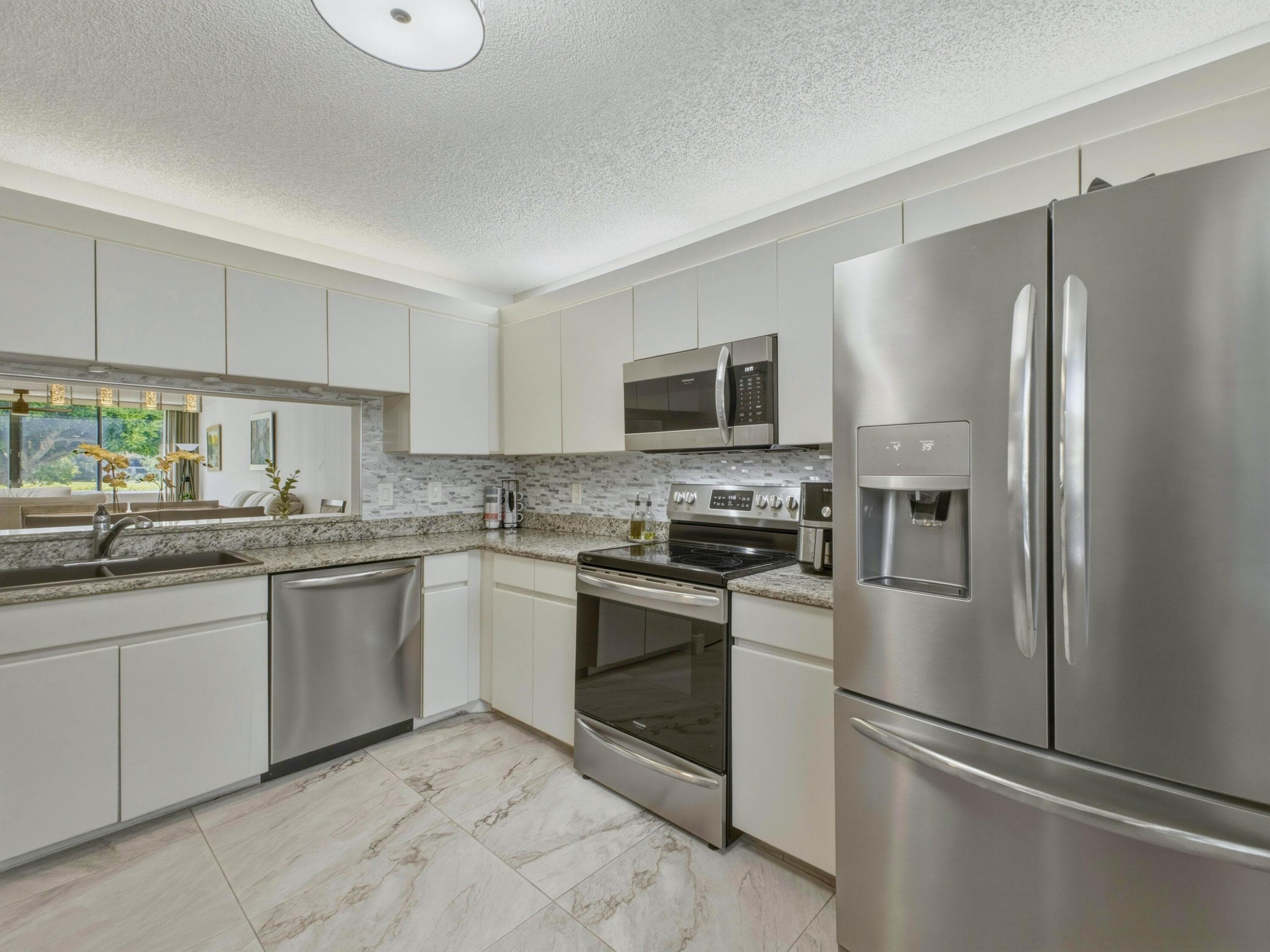 6698 N 10th Ave Avenue N 116, Lake Worth, FL 33467 — photo 8 of 47