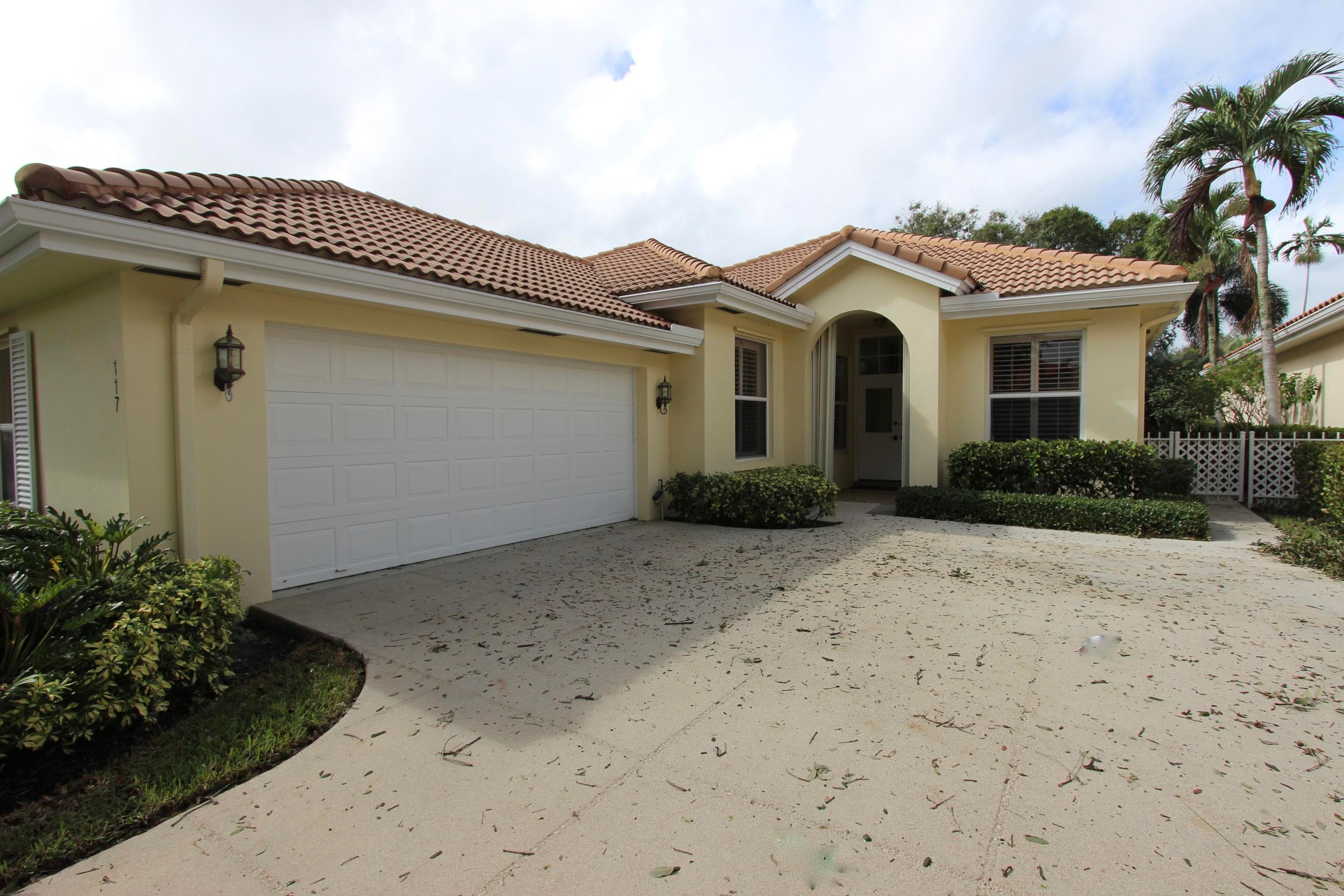 117 Hampton Circle, Jupiter, FL 33458 — photo 1 of 42