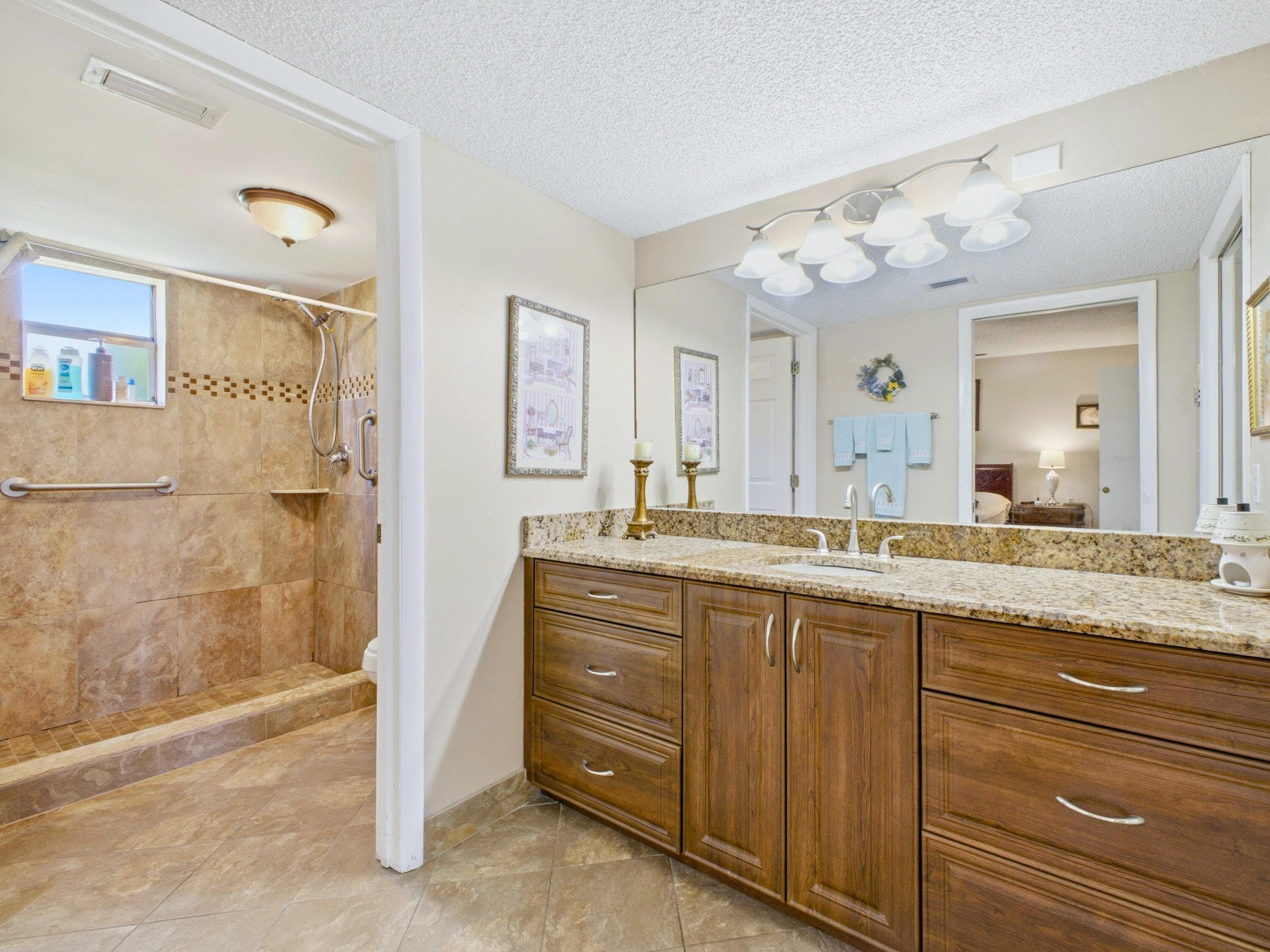 6698 10th Avenue N 106, Lake Worth, FL 33467 — photo 13 of 40