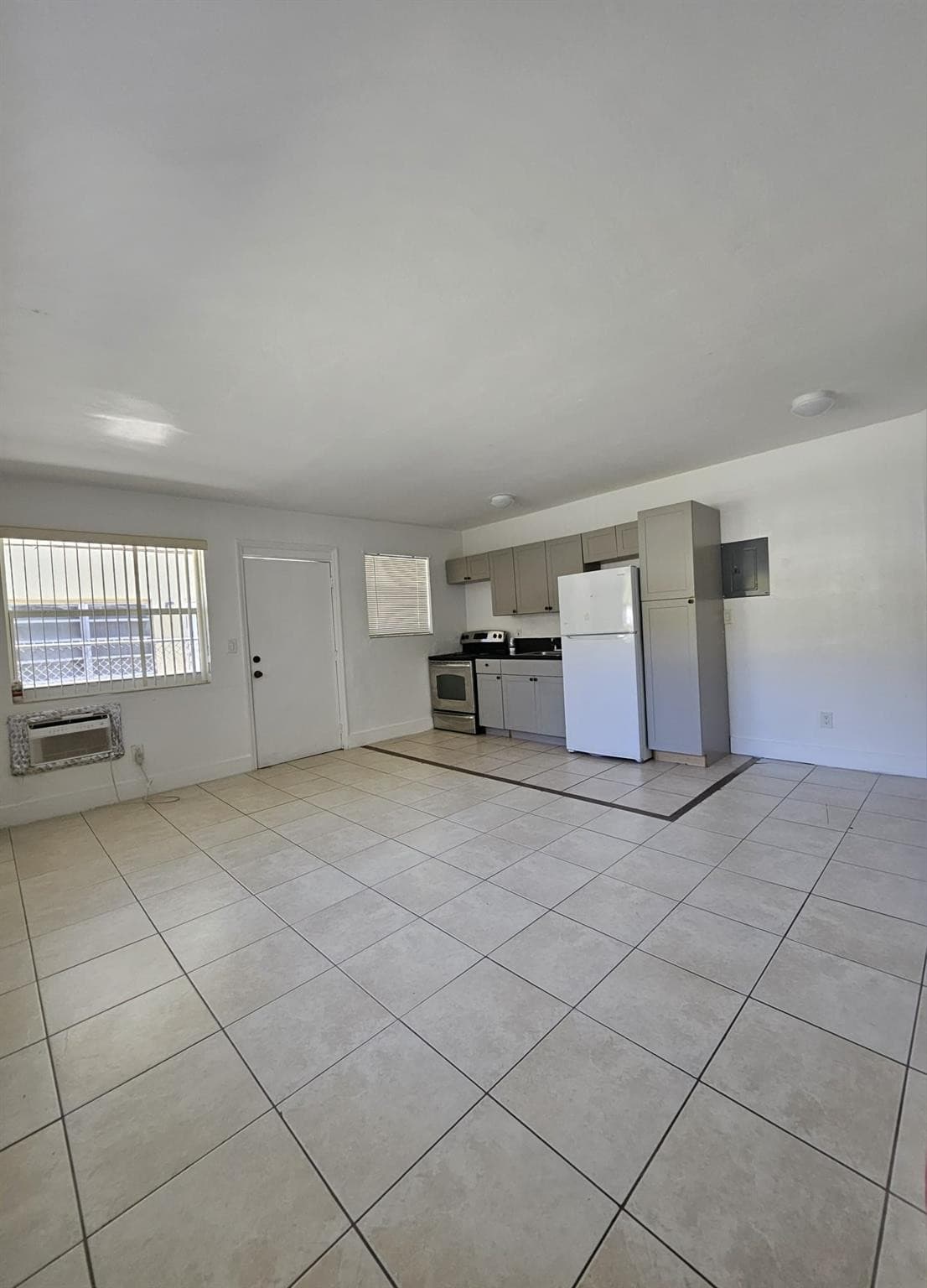 2032 NE 168th Street # 1, North Miami Beach, FL 33162 — photo 4 of 8