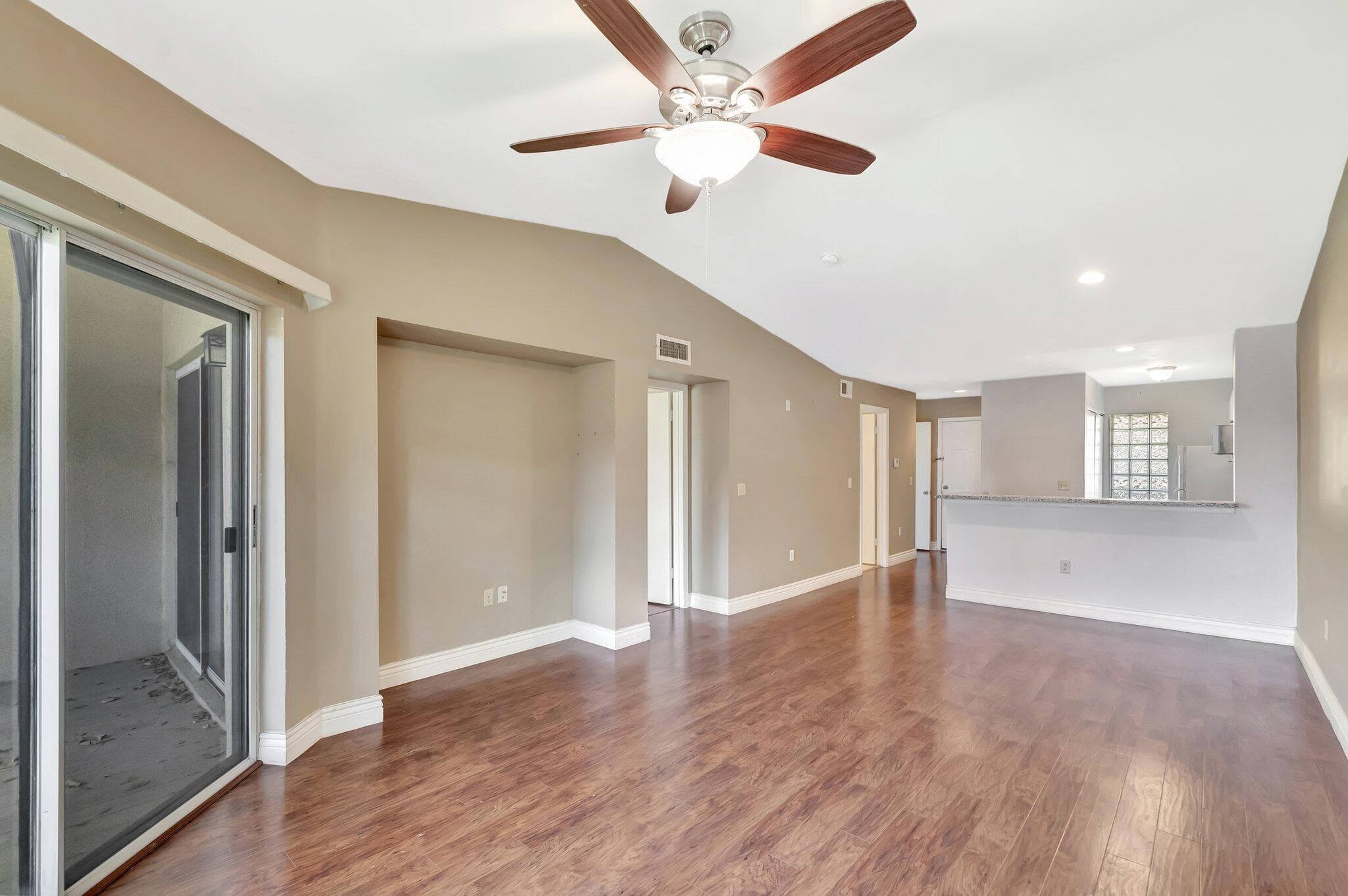 4847 Via Palm Lakes 1021, West Palm Beach, FL 33417 — photo 12 of 43