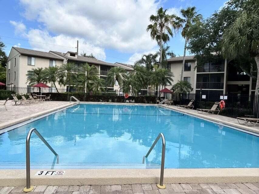 203 Foxtail Drive B3, Greenacres, FL 33415 — photo 5 of 10