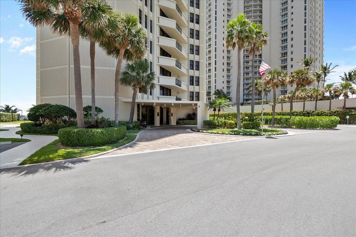 2800 N Ocean Drive A-18c, Riviera Beach, FL 33404 — photo 40 of 41
