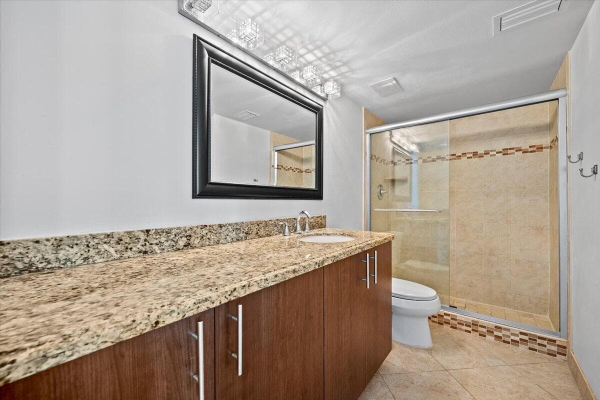 2800 N Ocean Drive A-18c, Riviera Beach, FL 33404 — photo 17 of 41