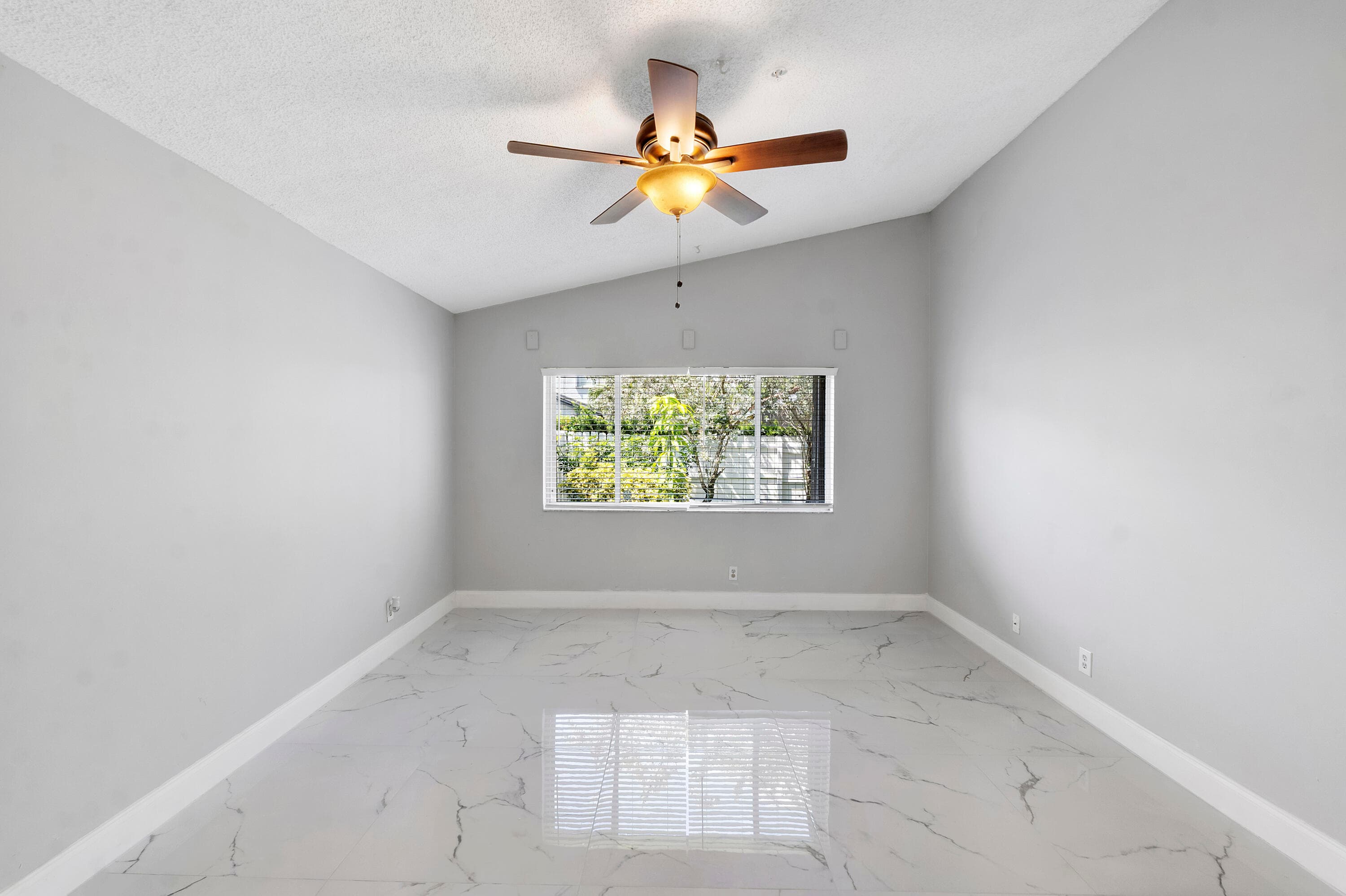 17646 SW 10th Street, Pembroke Pines, FL 33029 — photo 12 of 21