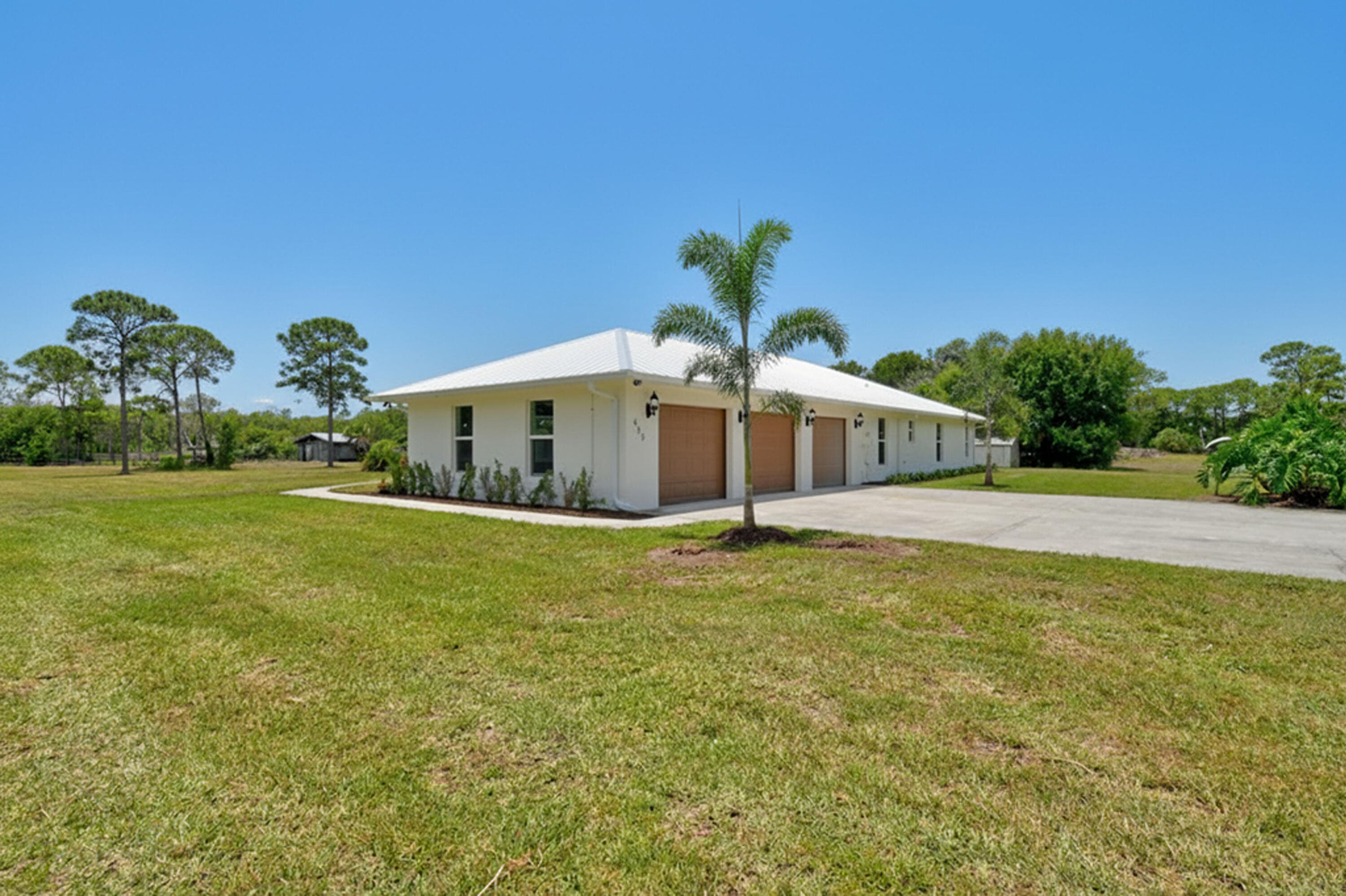 425 N Ffa Road, Fort Pierce, FL 34945 — photo 12 of 106