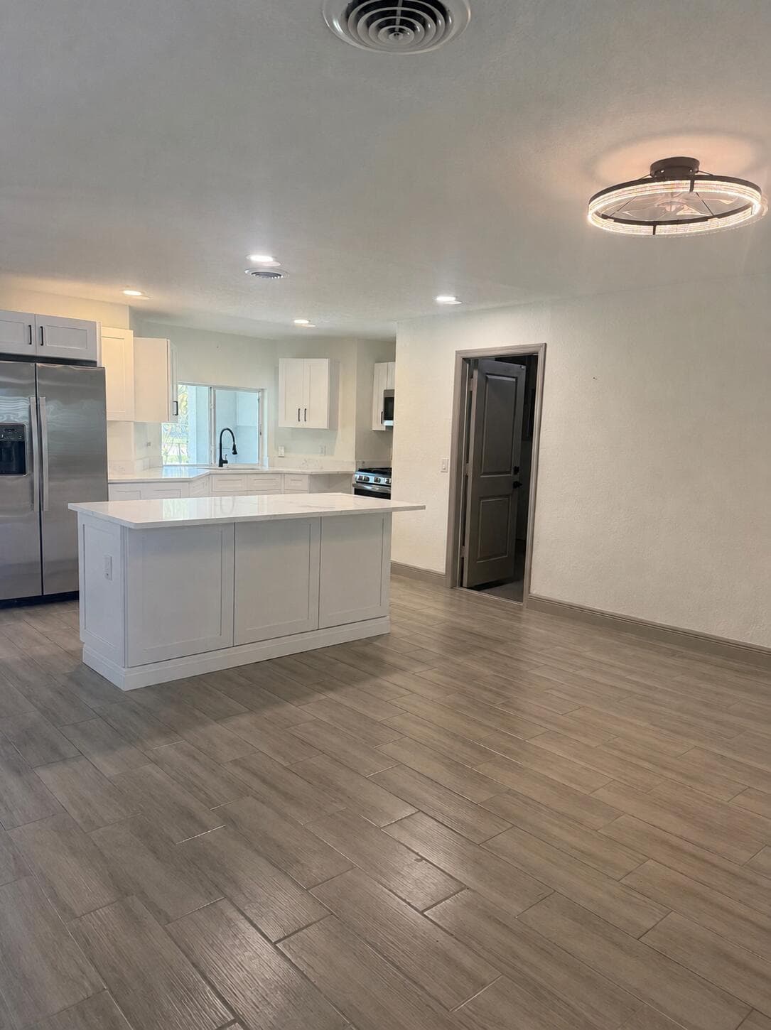 907 Antigua Avenue, Fort Pierce, FL 34982 — photo 3 of 24