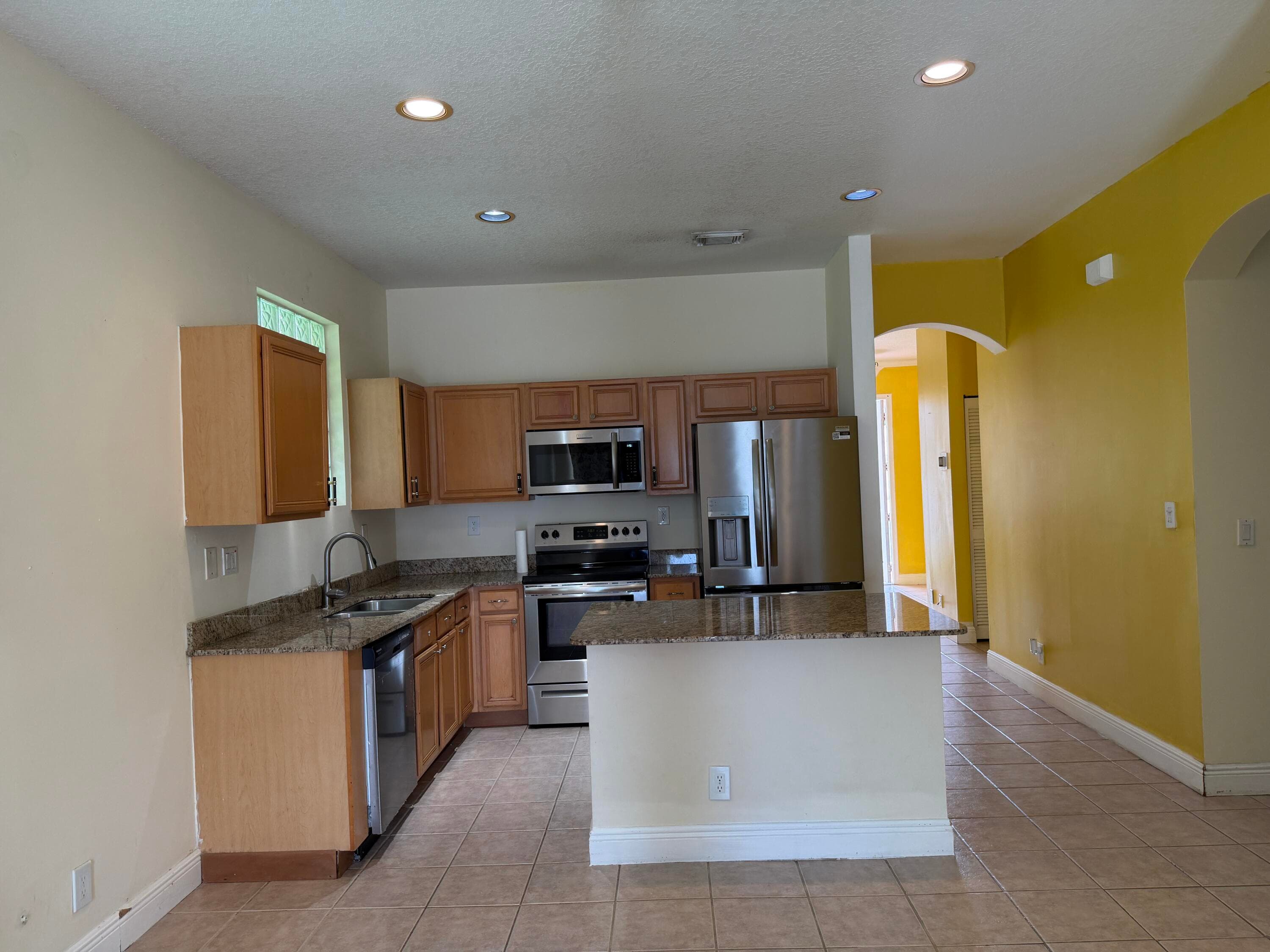 1071 Fosters Mill Road, Boynton Beach, FL 33436 — photo 3 of 3